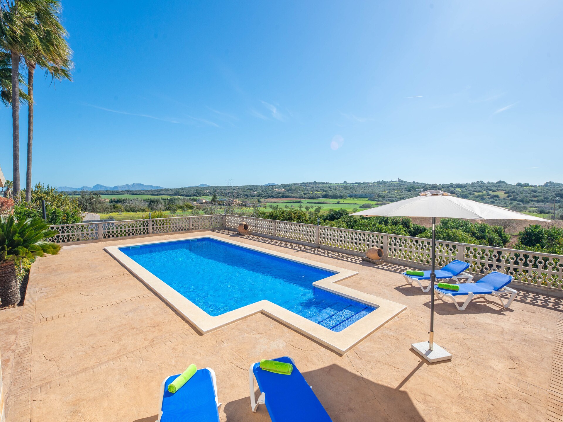 Luxe villa met zoutwaterzwembad in Ariany - foto 7