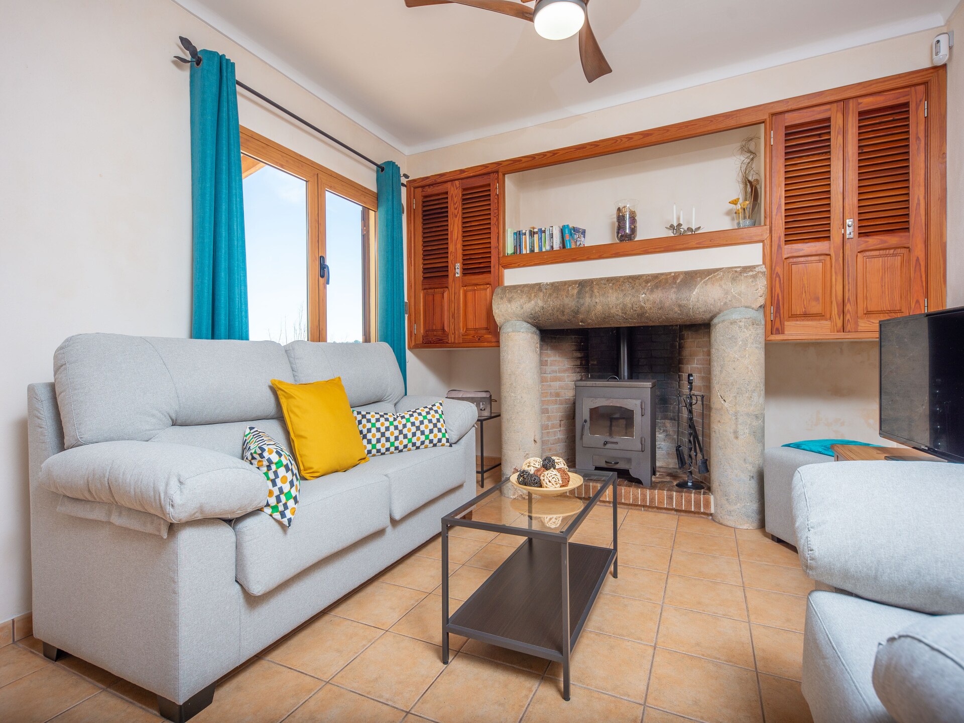 Luxe villa met zoutwaterzwembad in Ariany - foto 8