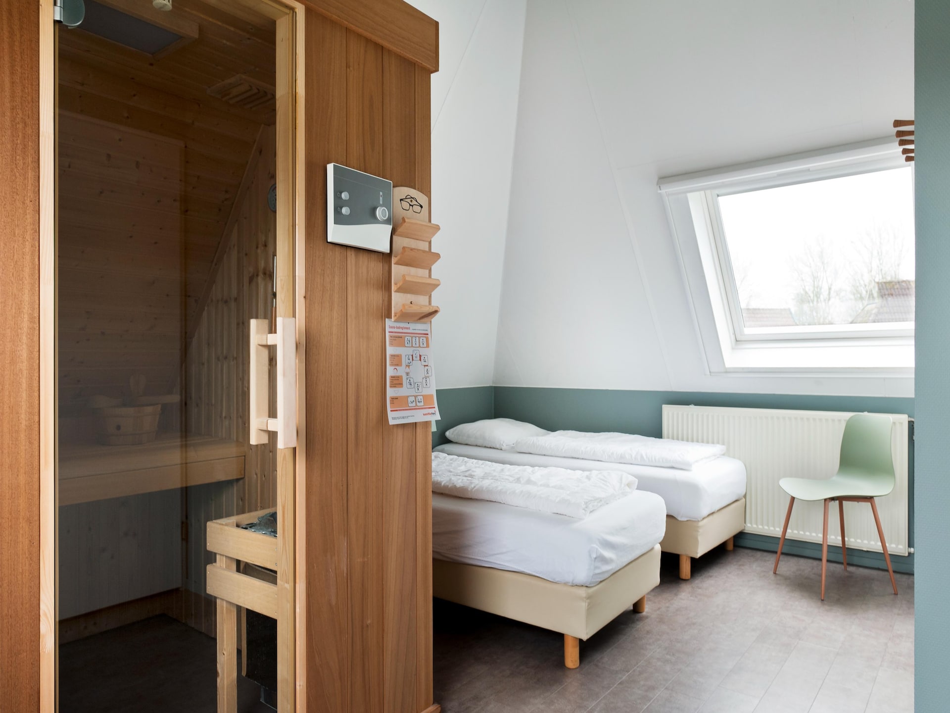 Wiid Wellness: luxe vakantiehuis met sauna en buitenspa aan het water in Friesland - foto 8