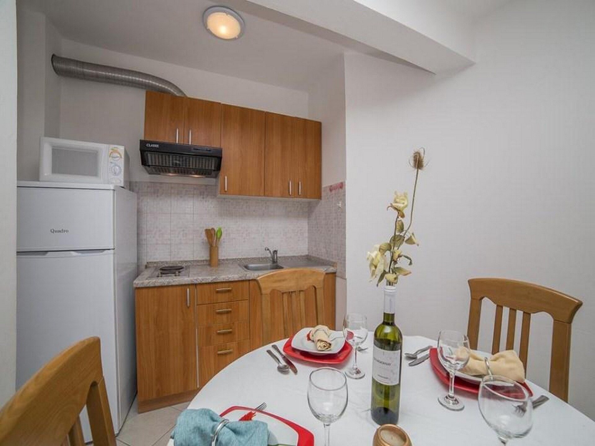 Appartement met balkon op 200 meter van het strand in Privlaka - foto 5
