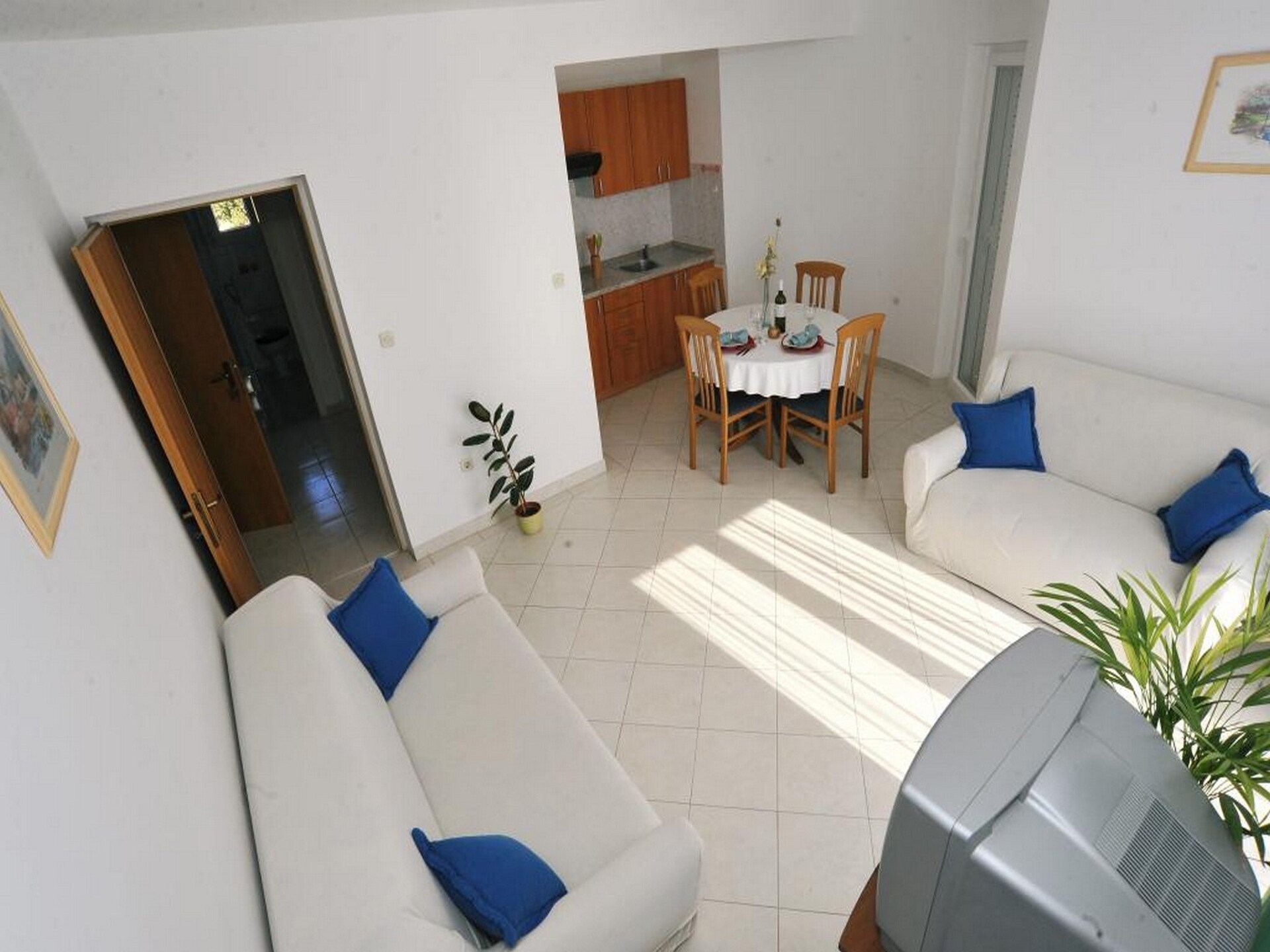 Knus appartement voor 4 met balkon, vlakbij strand in Sabunike - foto 21