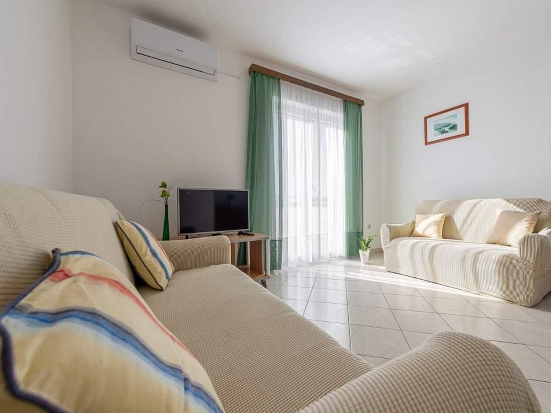 Knus appartement voor 4 met balkon, vlakbij strand in Sabunike - foto 2