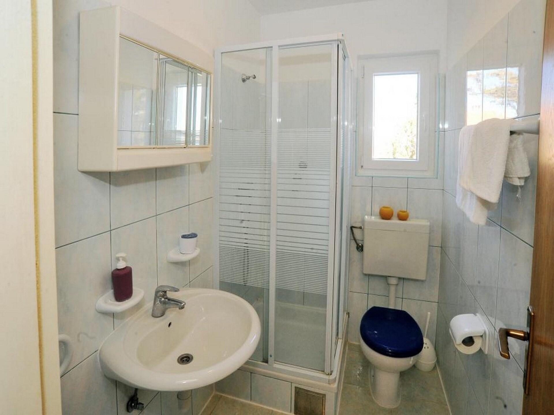 Rustiek appartement nabij strand in Sabunike met balkon - foto 13