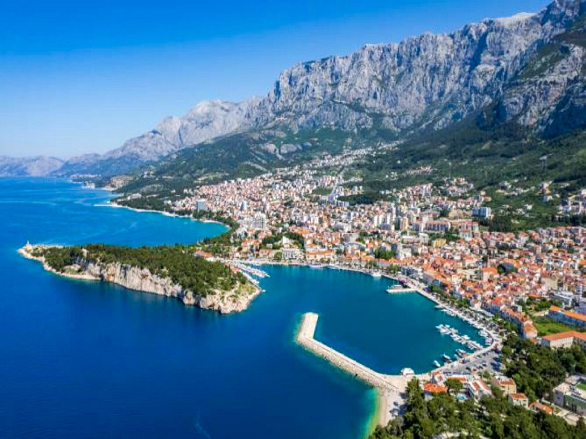 Luxe appartement in Makarska met zwembad en tuin - foto 23