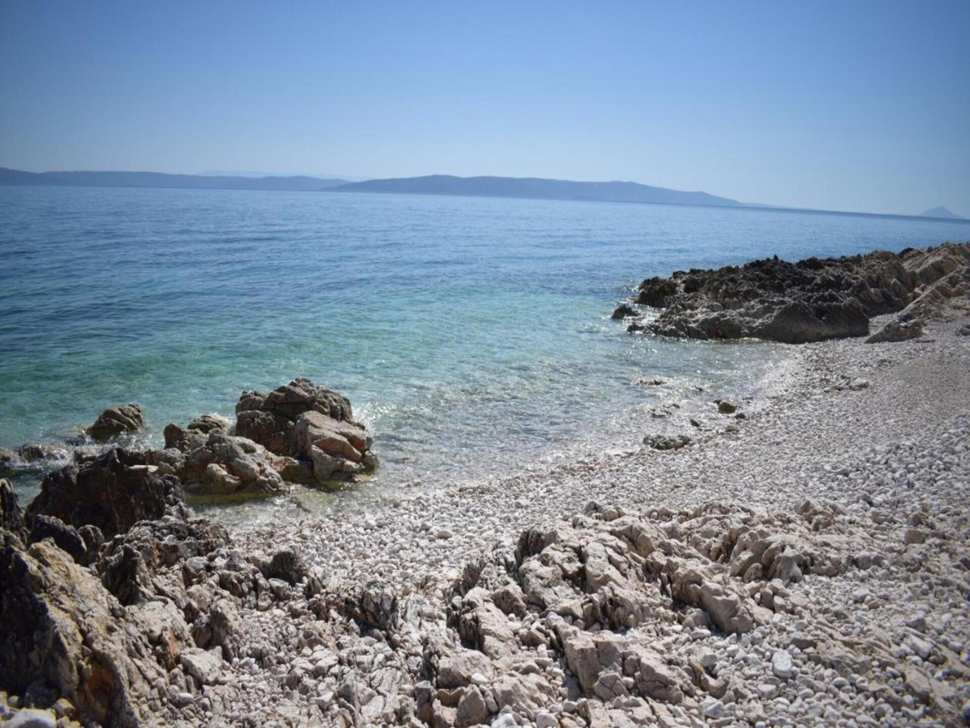 Luxe appartement in Makarska met zwembad en tuin - foto 38