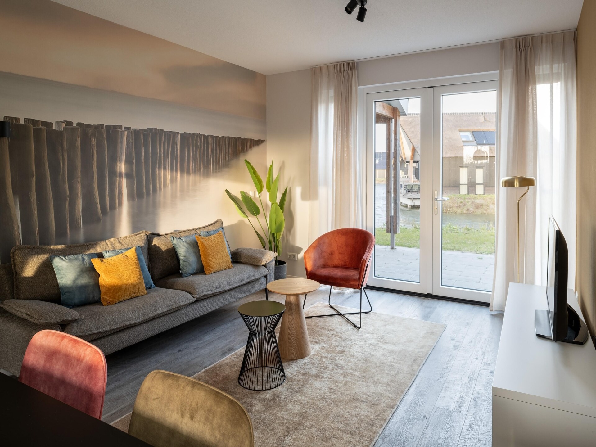Modern vakantiehuis aan water op Resort Nieuwvliet-Bad, 1,2 km van zee - foto 3