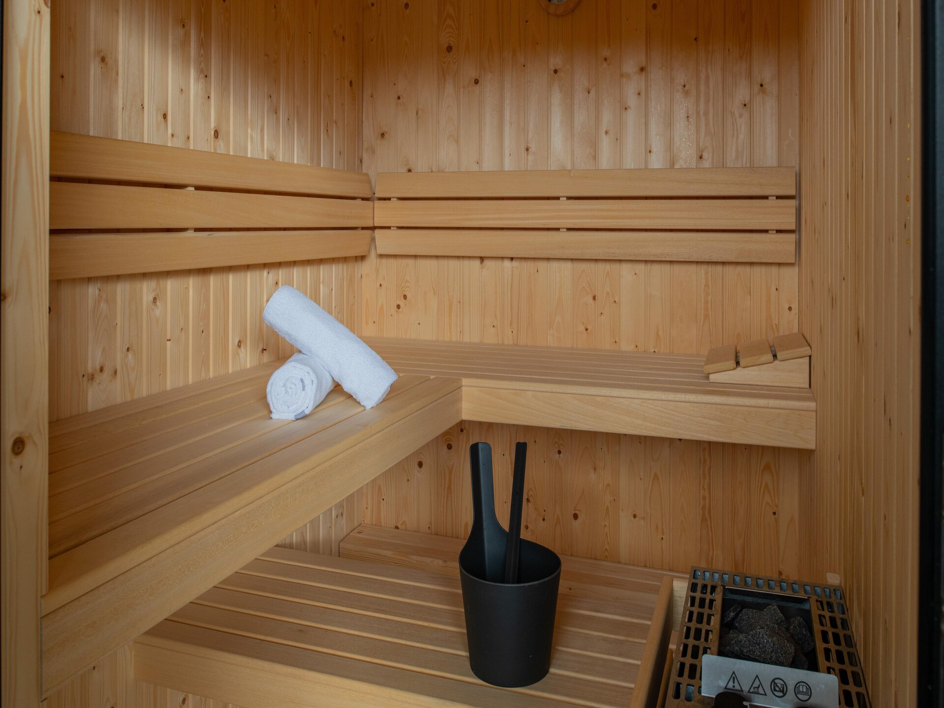 Wellness-vakantiehuis met privé-sauna en jacuzzi, 1,2 km van zee - foto 32
