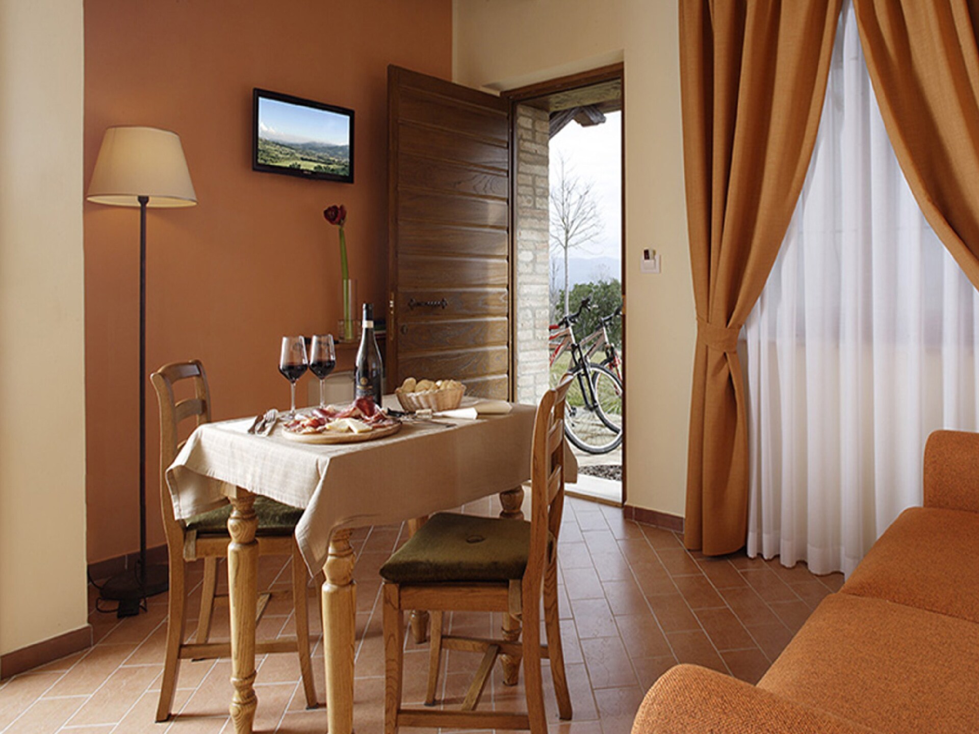 Vakantiehuis Perugino in Bettona: 3-kamer appartement met panoramisch zwembad - foto 11