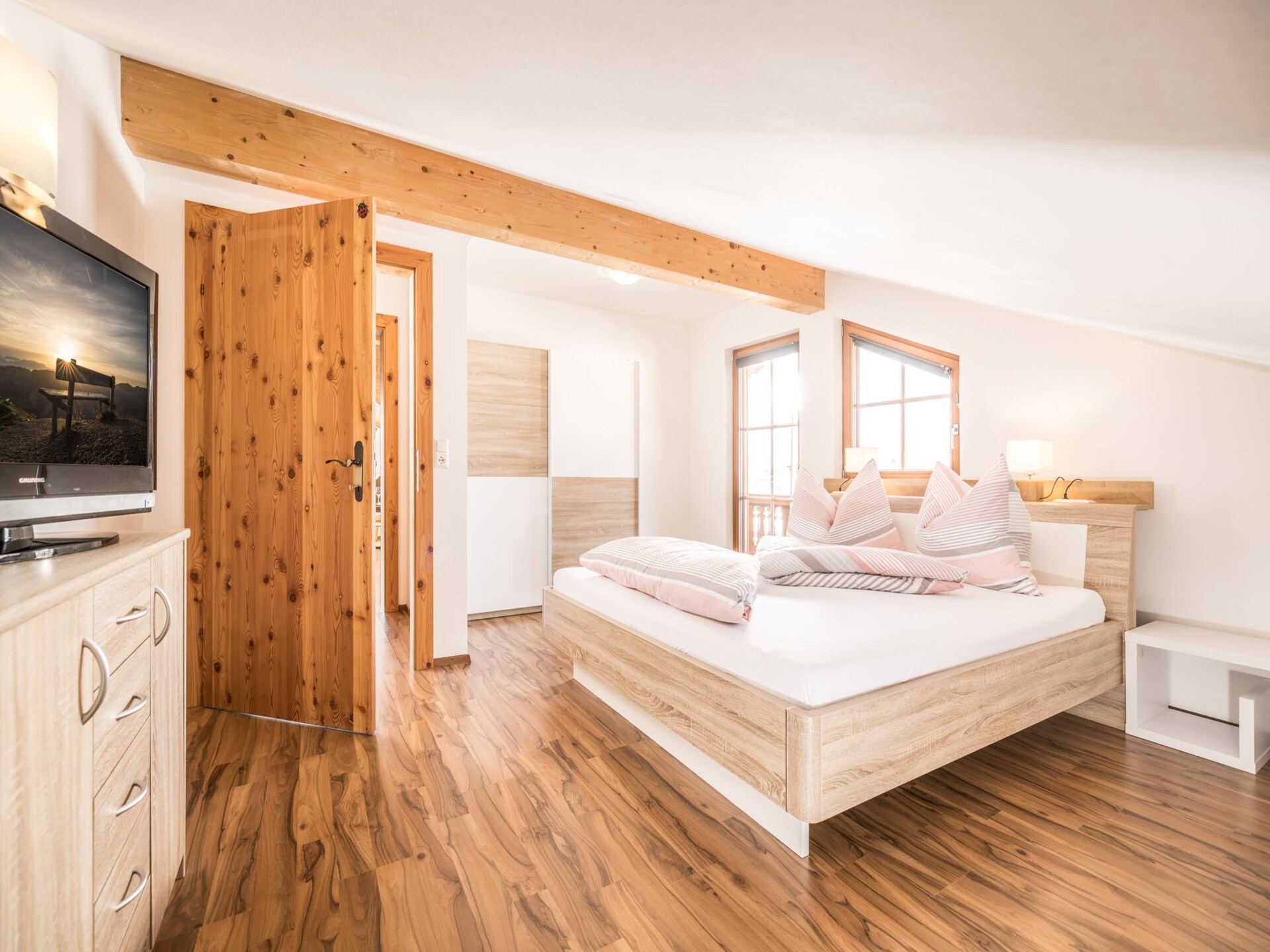 Stijlvol appartement direct aan de skipiste in Reith im Alpbachtal - foto 4