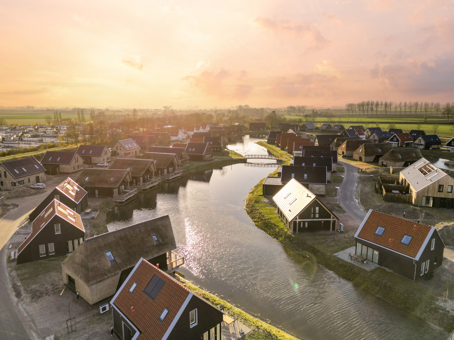 Luxe vrijstaand vakantiehuis met waterzicht in Resort Nieuwvliet-Bad - foto 27