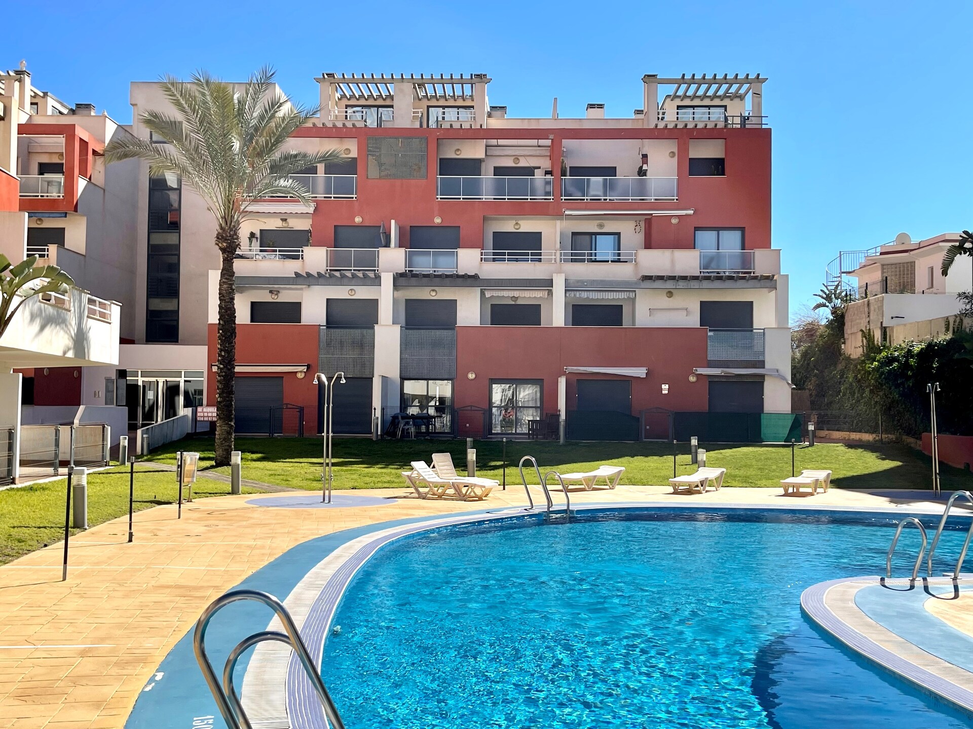 Licht appartement op 100 meter van strand Vera Playa met zwembad - foto 1