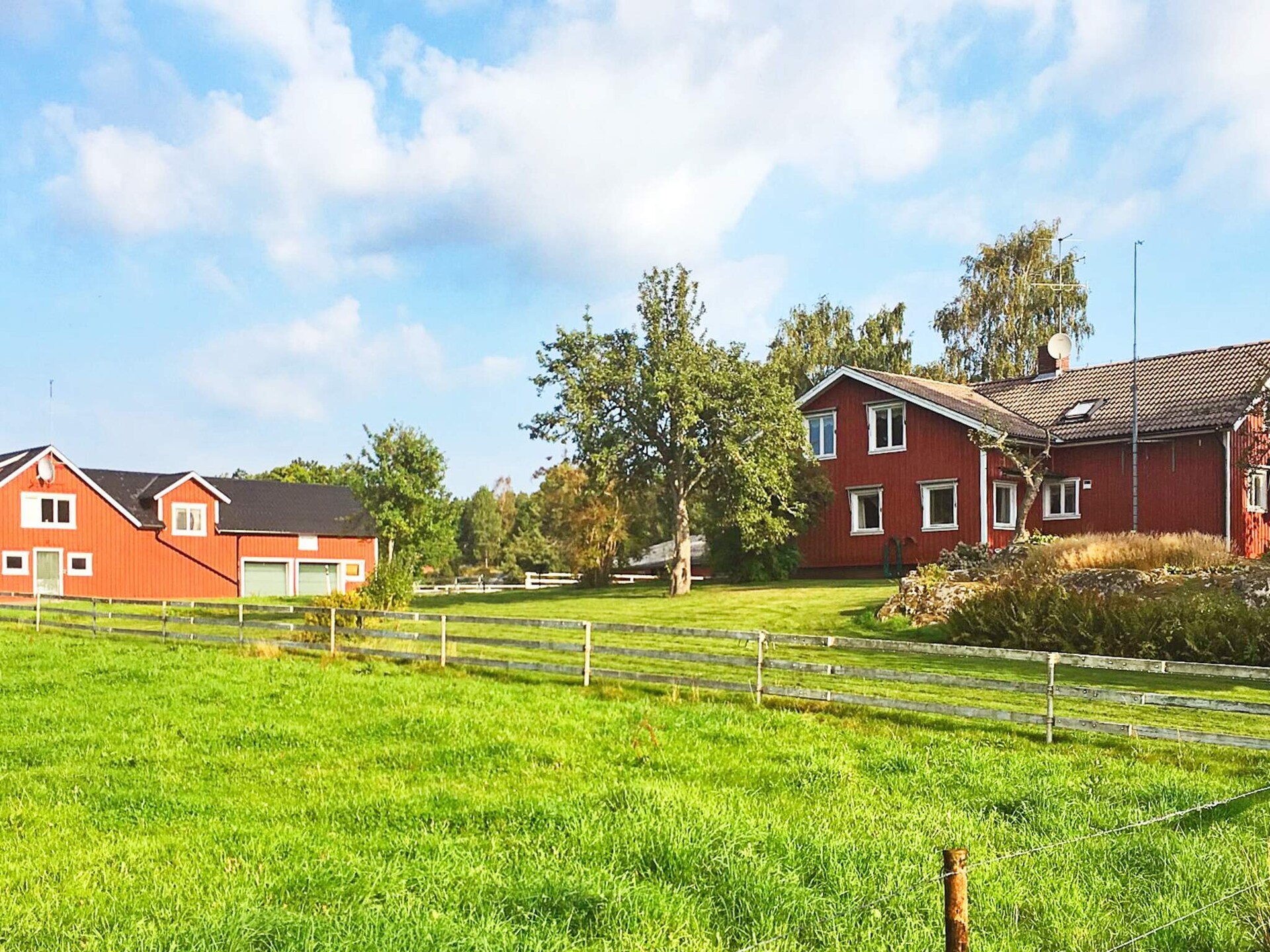 8-persoons vakantiehuis aan het meer in Brålanda - foto 5