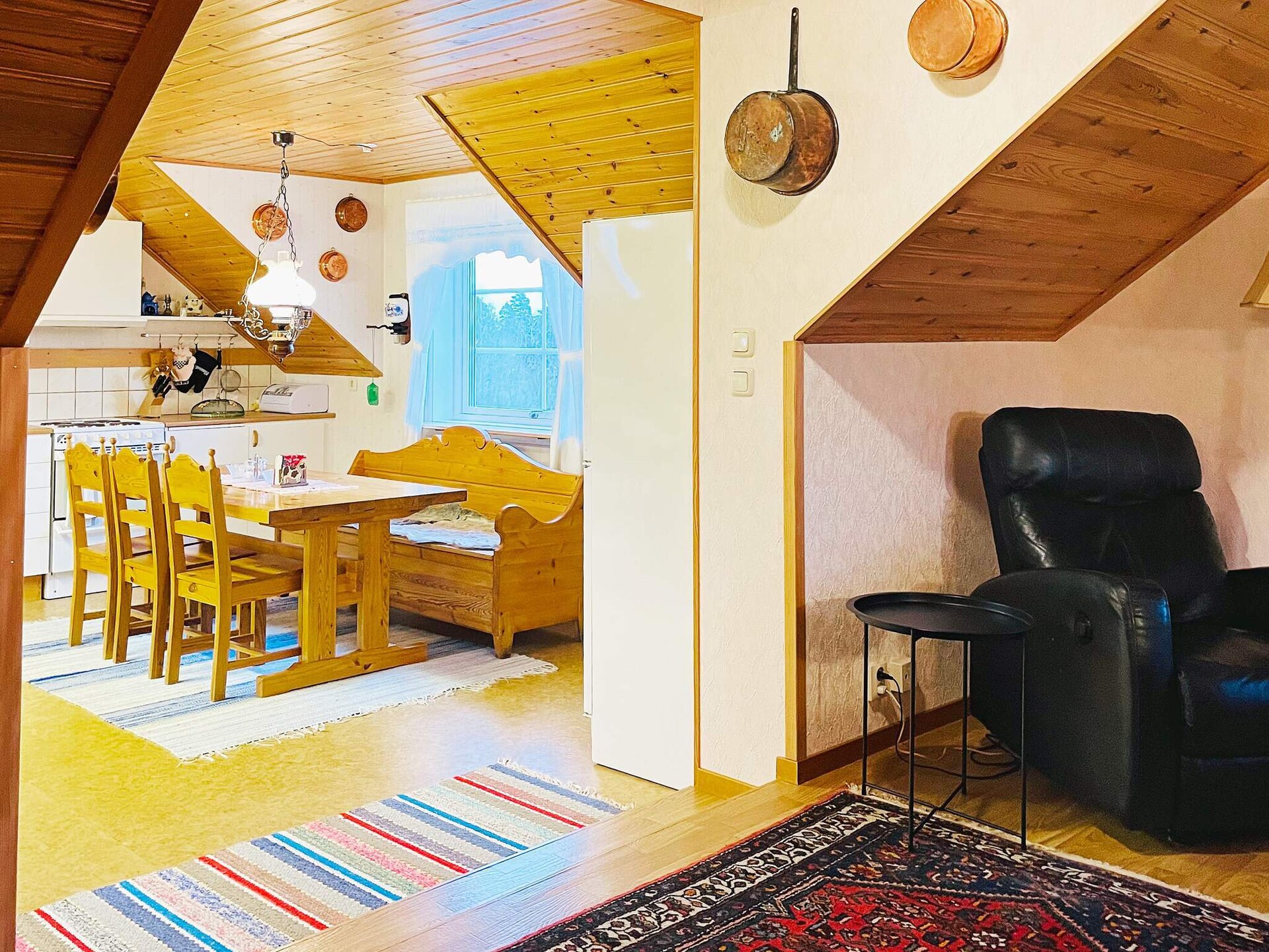 8-persoons vakantiehuis aan het meer in Brålanda - foto 27