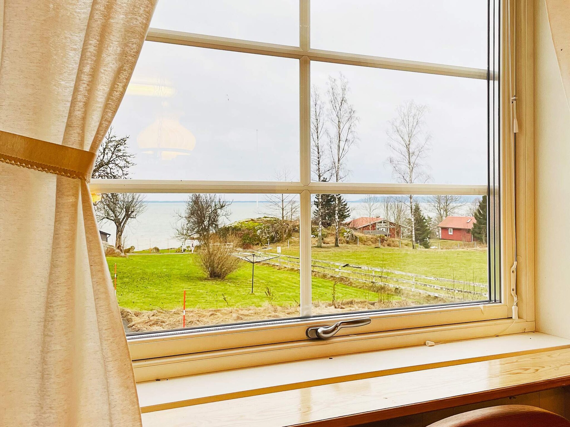 8-persoons vakantiehuis aan het meer in Brålanda - foto 38