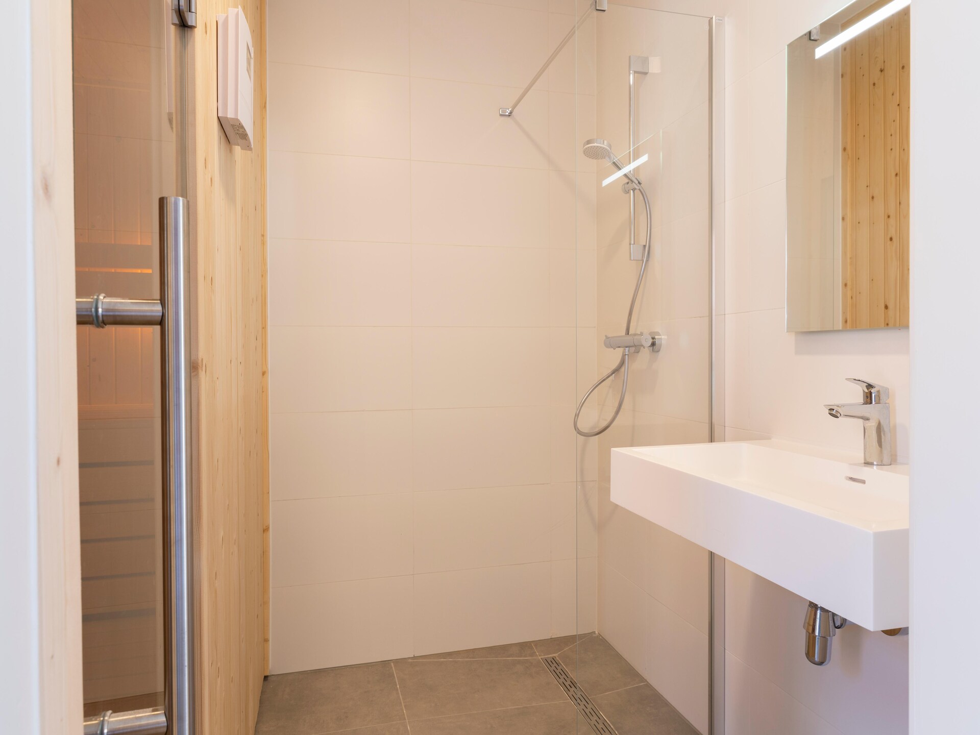 Vrijstaand vakantiehuis met sauna voor 16 personen aan de Zeeuwse kust - foto 19
