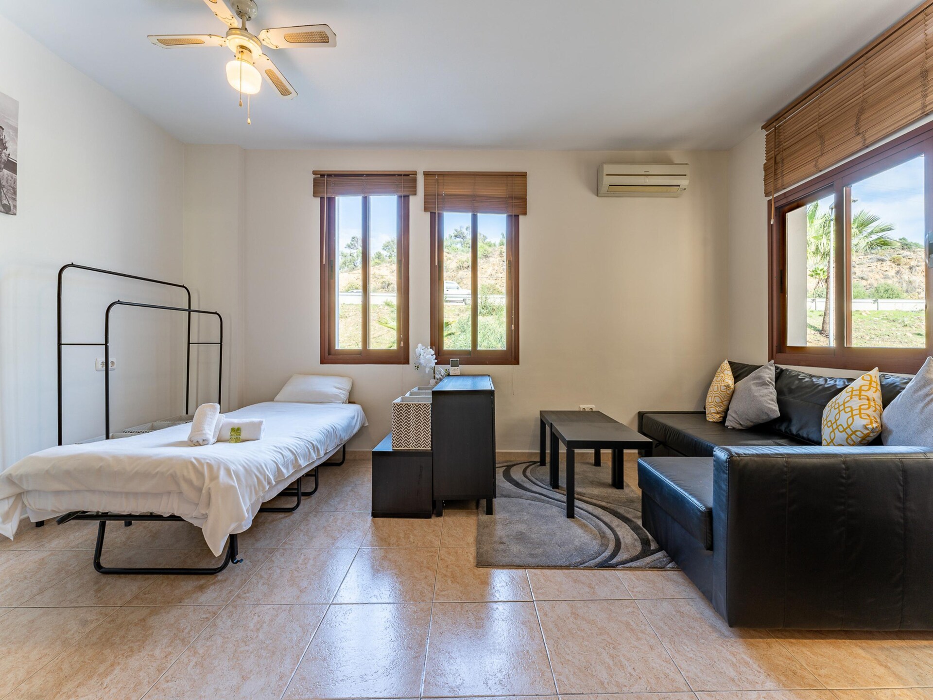 Zonnig studio-appartement aan de boulevard van La Cala de Mijas - foto 3