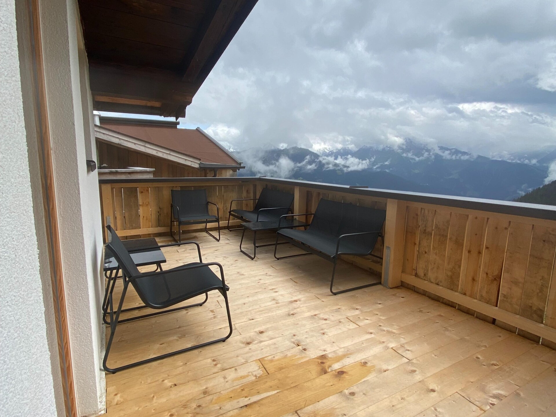 Vakantiehuis in Zellberg: rust en bergzicht op 1850 meter hoogte - foto 21