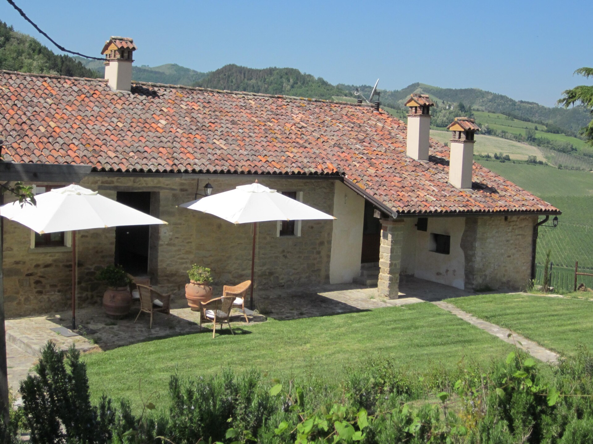 Ruim vakantiehuis voor 30 personen in de Toscaans-Romagnoolse heuvels - foto 1