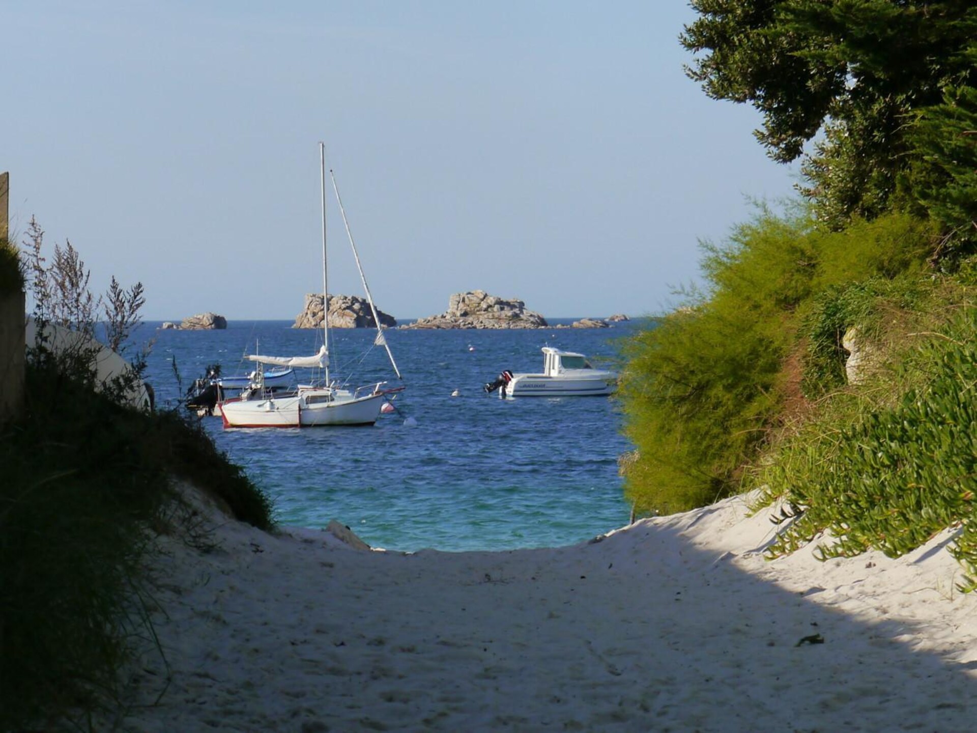 Vrijstaand vakantiehuis met zeezicht en tuin op 400m van strand in Plougasnou - foto 23