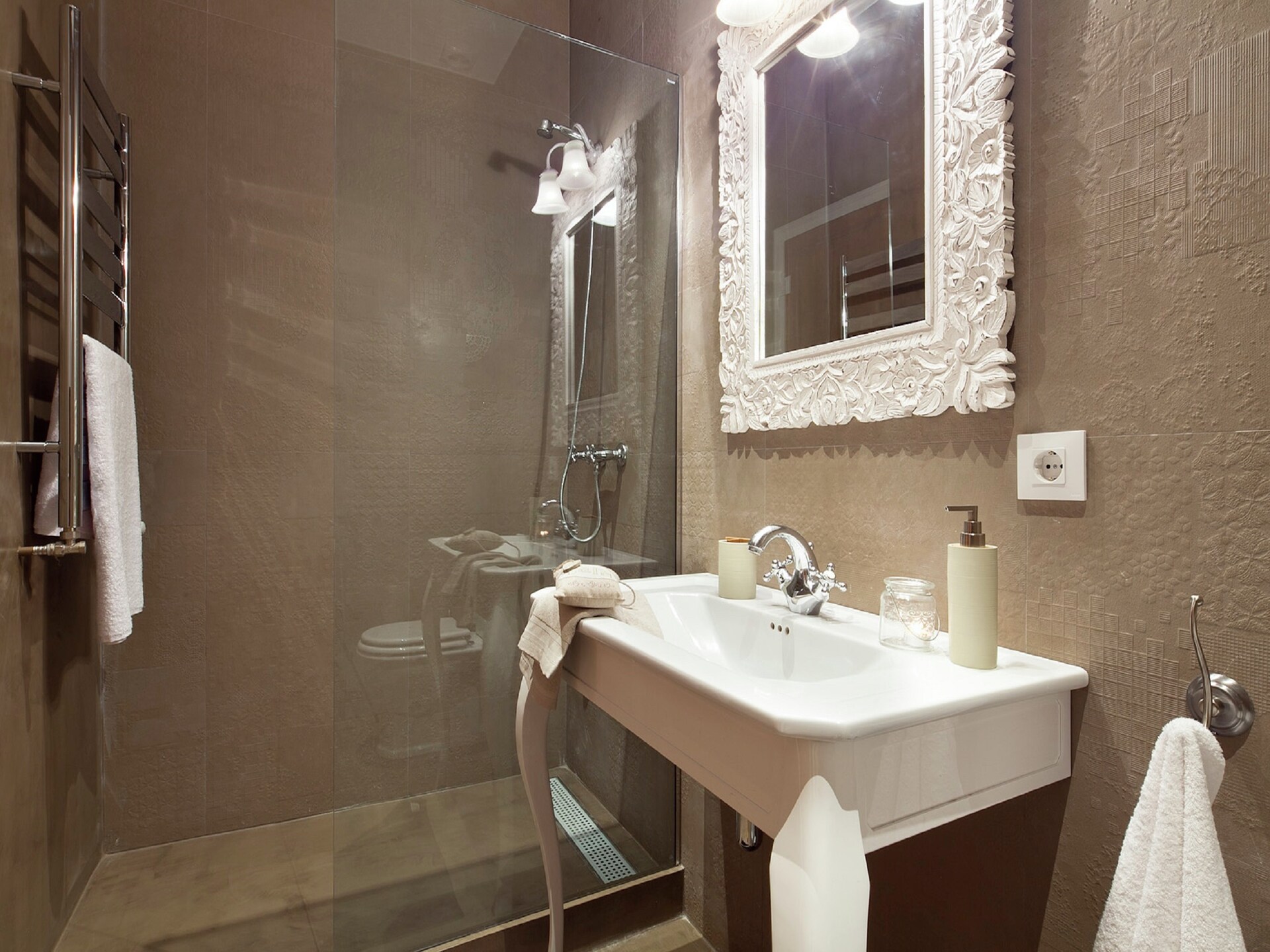 Chic appartement aan Rambla de Catalunya voor 8 personen - foto 23