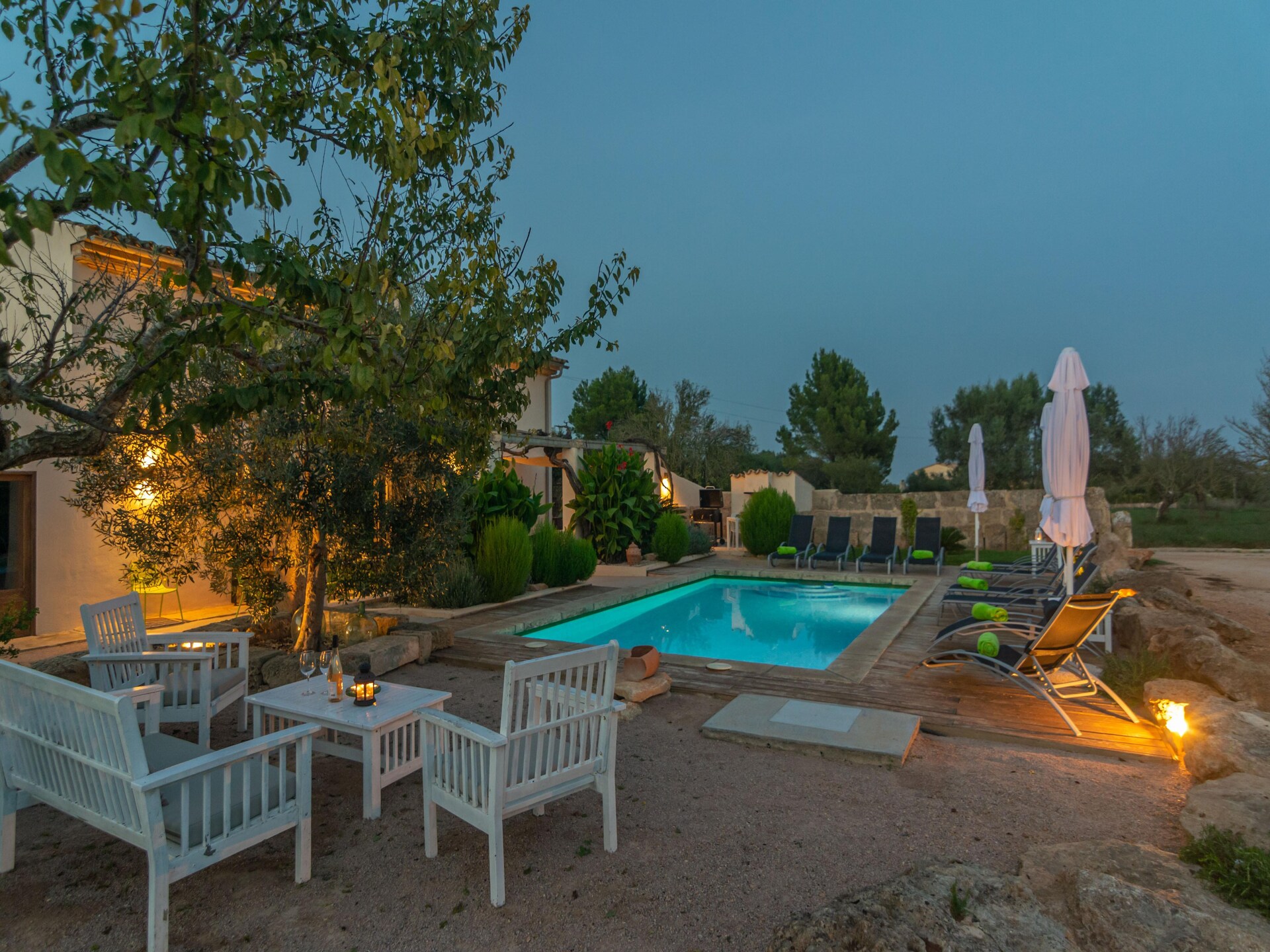 Ruime vrijstaande villa met privézwembad aan de golfbaan bij Algaida - foto 11