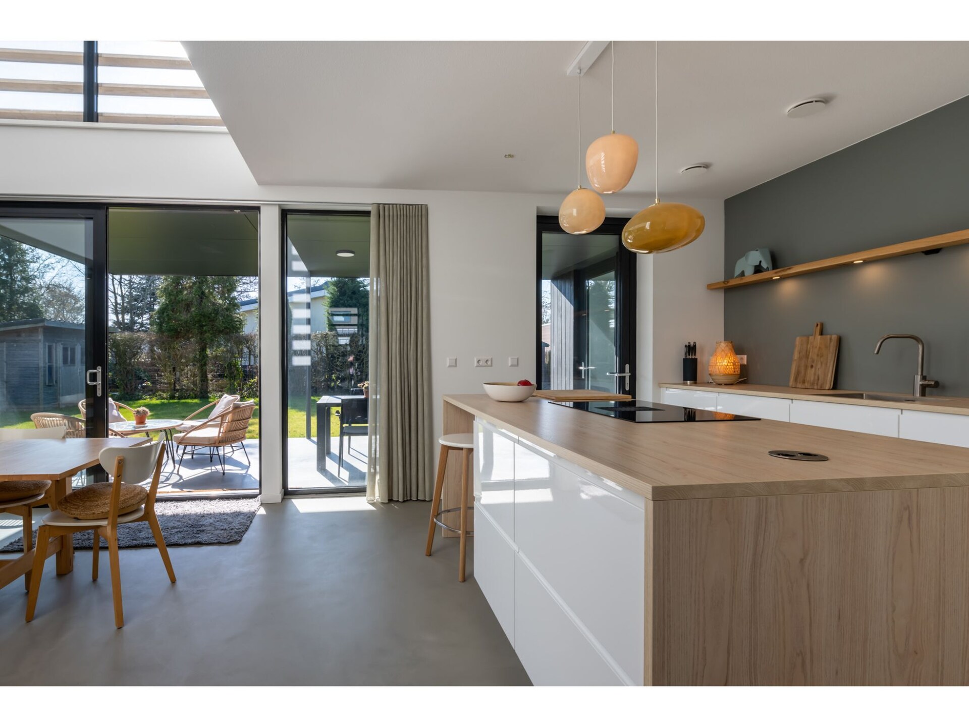 Modern vakantiehuis met buitenhaard aan Veerse Meer in Kamperland - foto 8