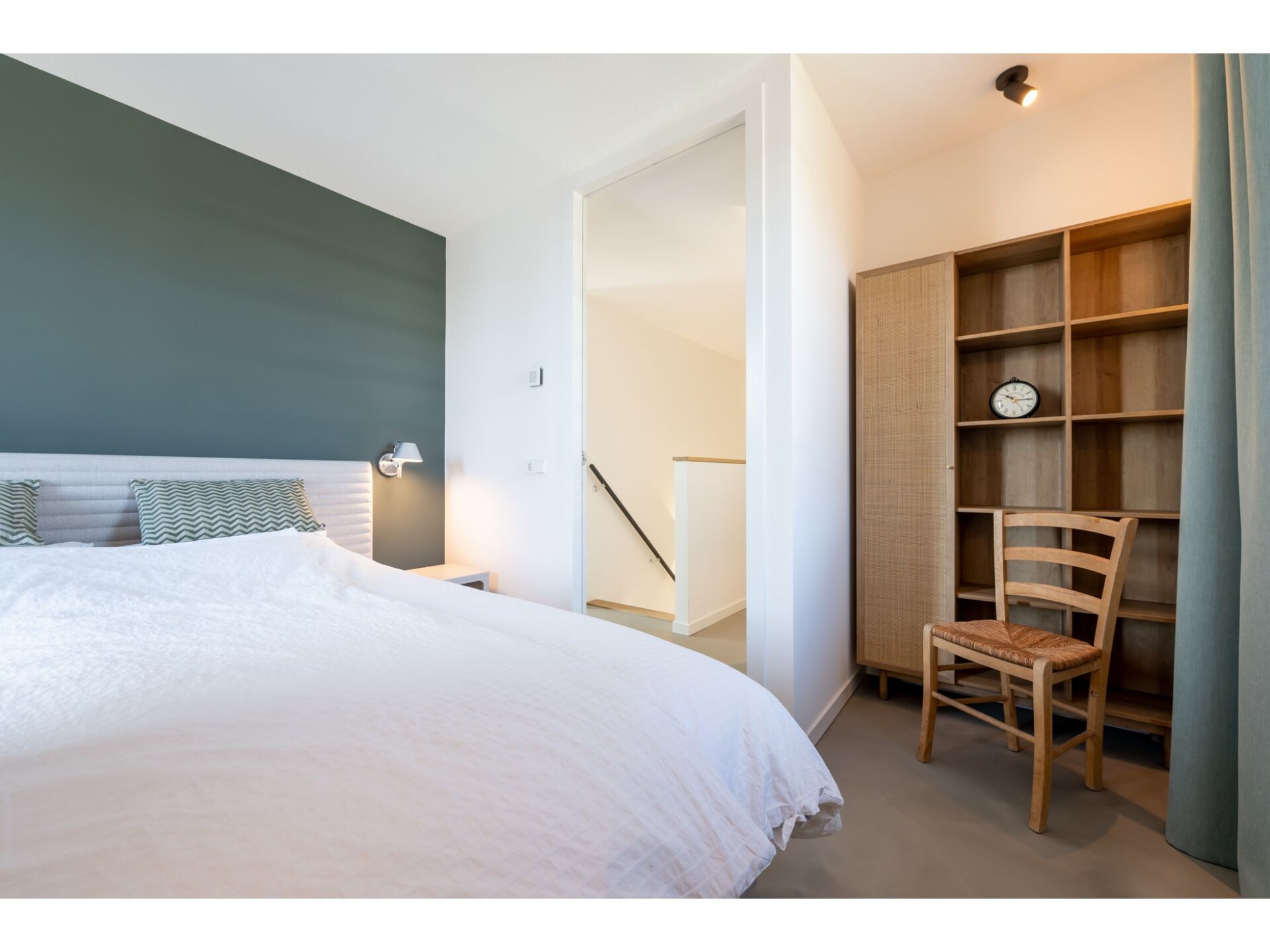 Modern vakantiehuis met buitenhaard aan Veerse Meer in Kamperland - foto 16