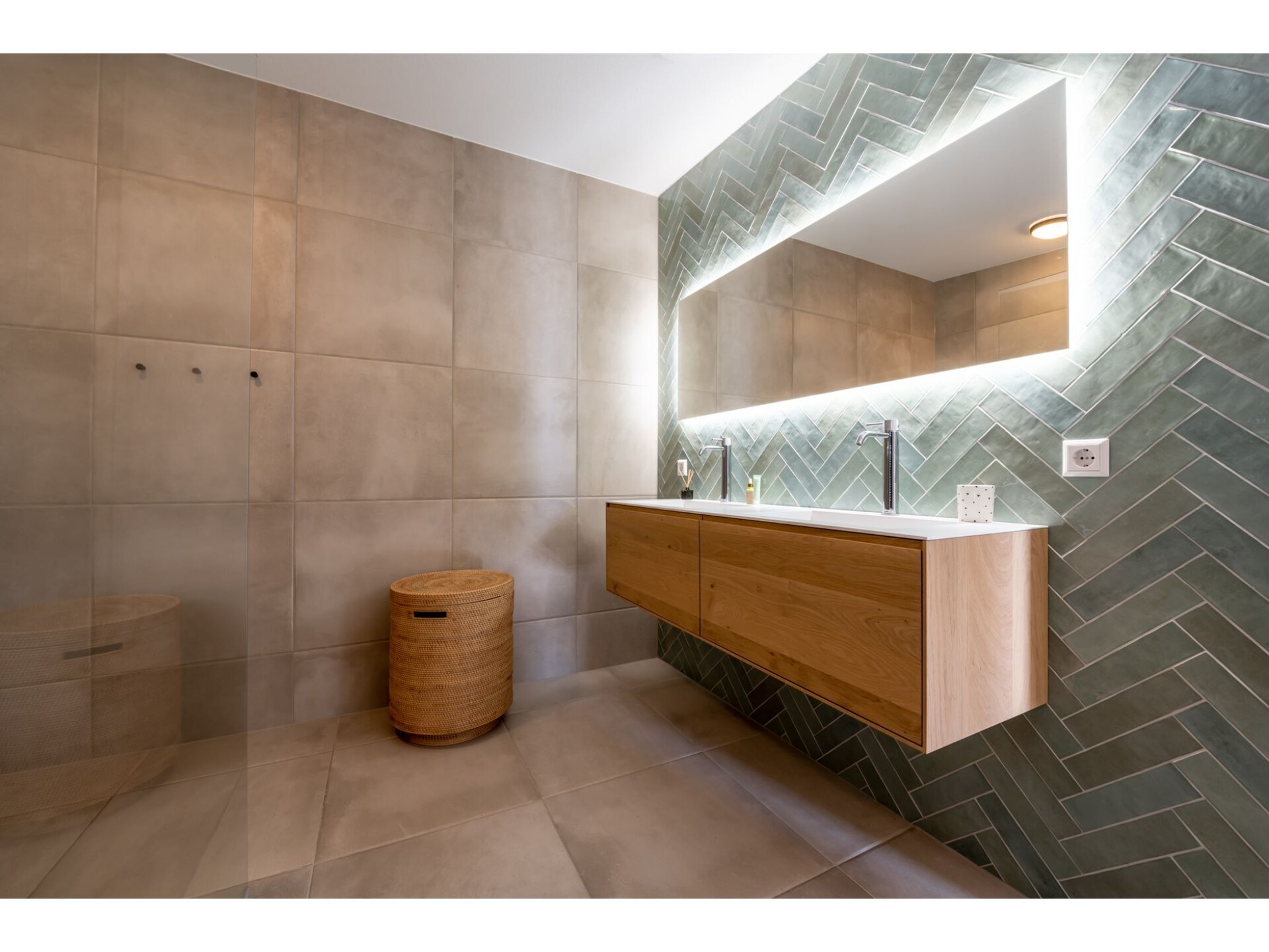 Modern vakantiehuis met buitenhaard aan Veerse Meer in Kamperland - foto 18