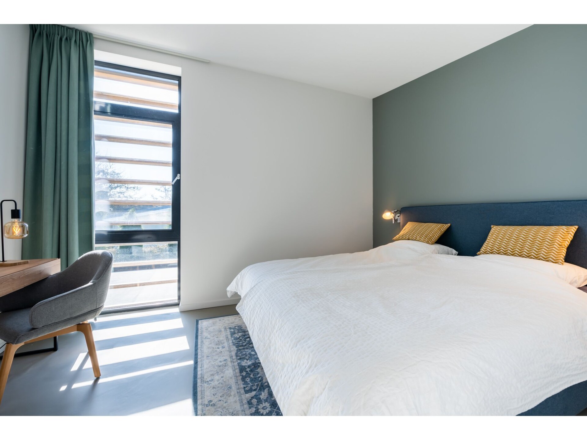 Modern vakantiehuis met buitenhaard aan Veerse Meer in Kamperland - foto 14
