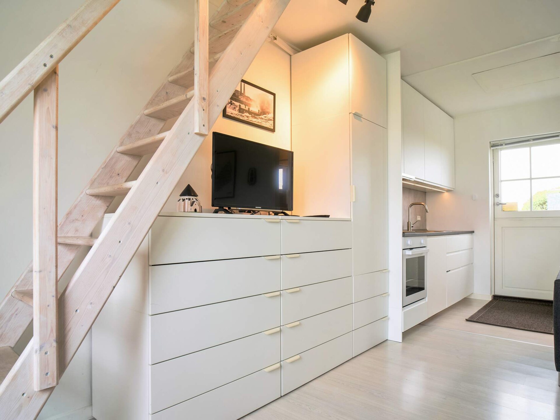 Licht vakantiehuis met zeezicht en zwembad bij Allinge, op 750m van strand - foto 11