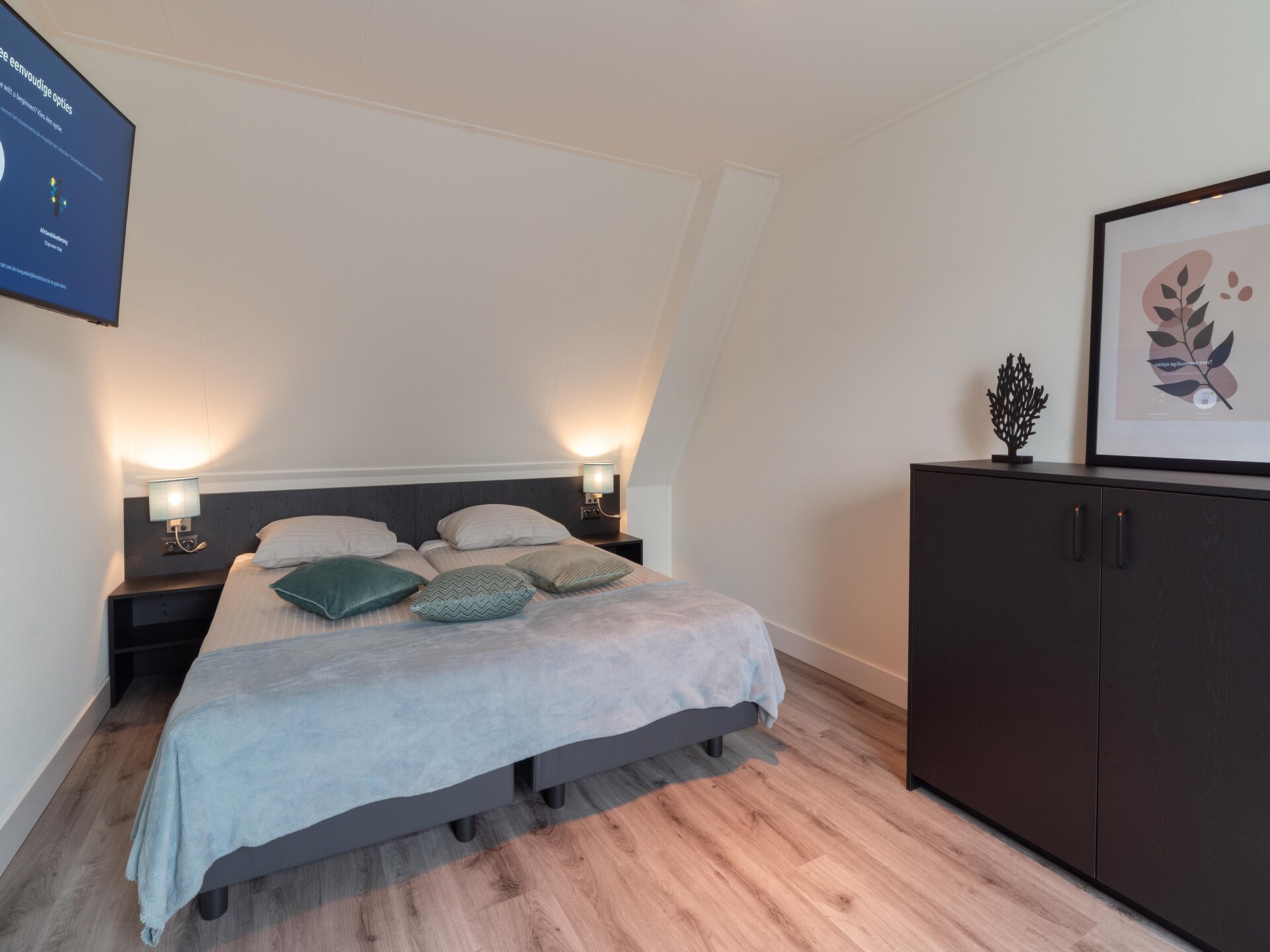 Luxe vrijstaand vakantiehuis met sauna, 100m van zee in Colijnsplaat - foto 21