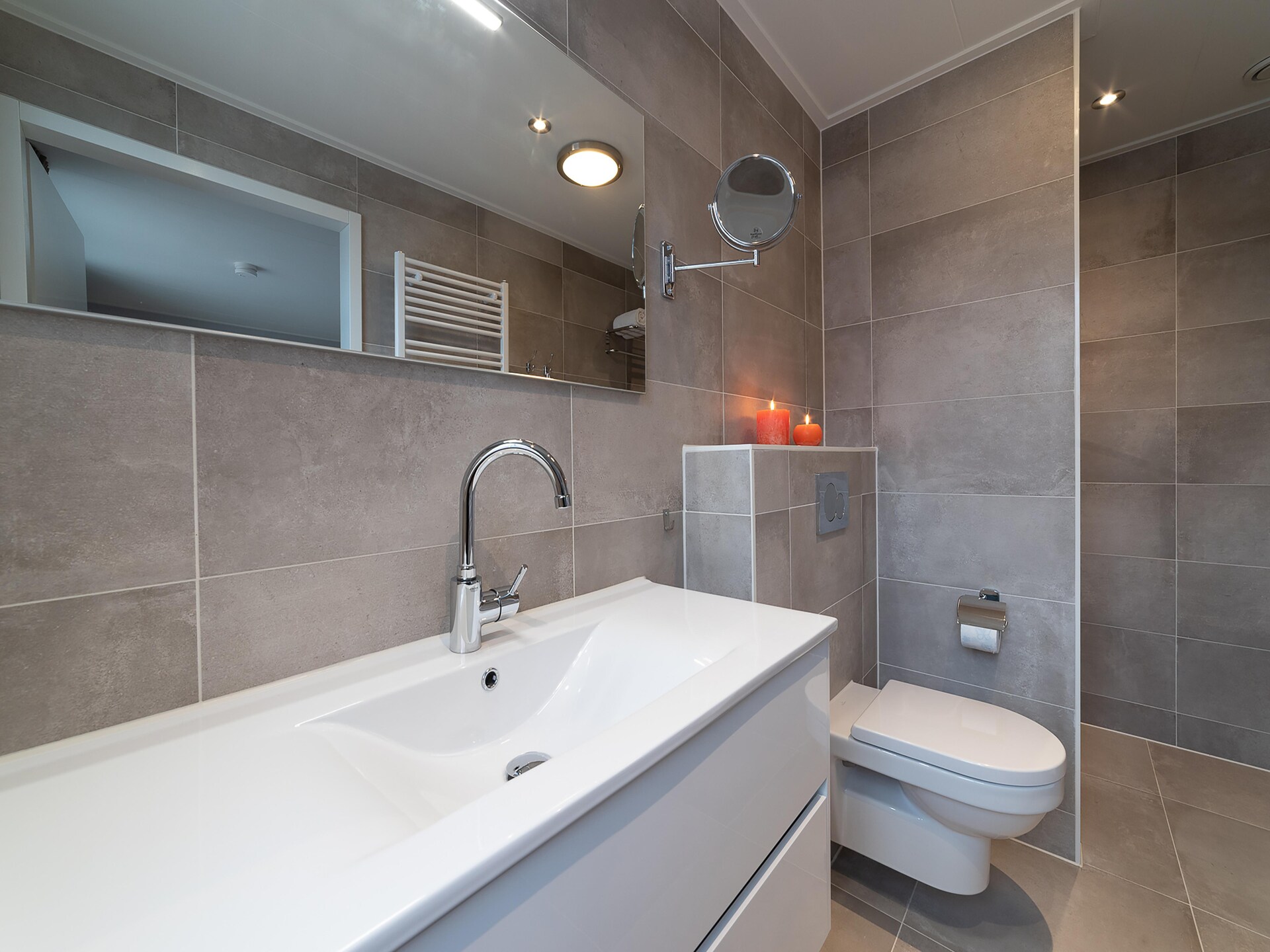 Luxe vrijstaand vakantiehuis met sauna, 100m van zee in Colijnsplaat - foto 28