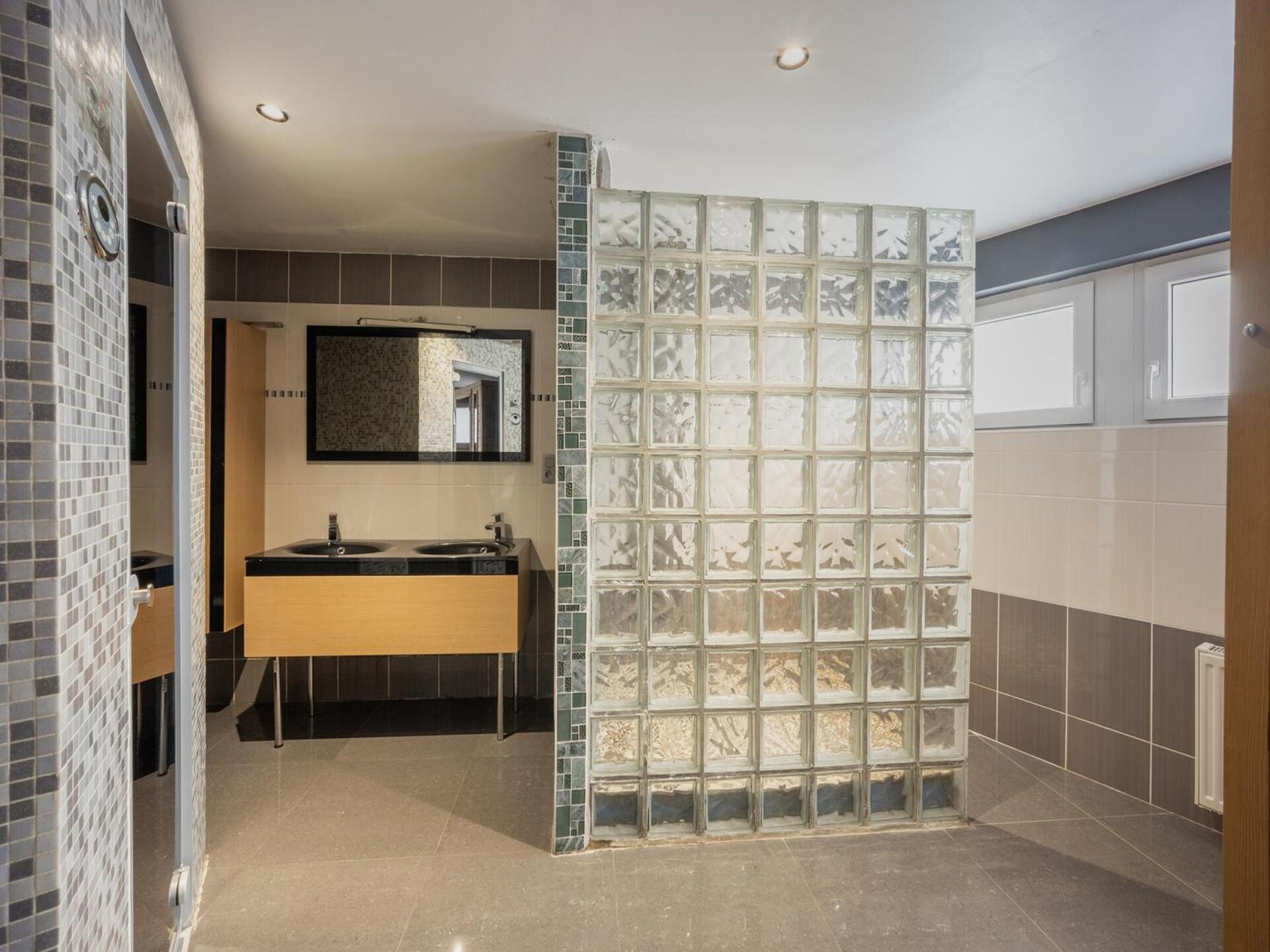 Luxe villa voor 10 personen met binnenzwembad, sauna & hamam in de bossen bij Verviers - foto 18