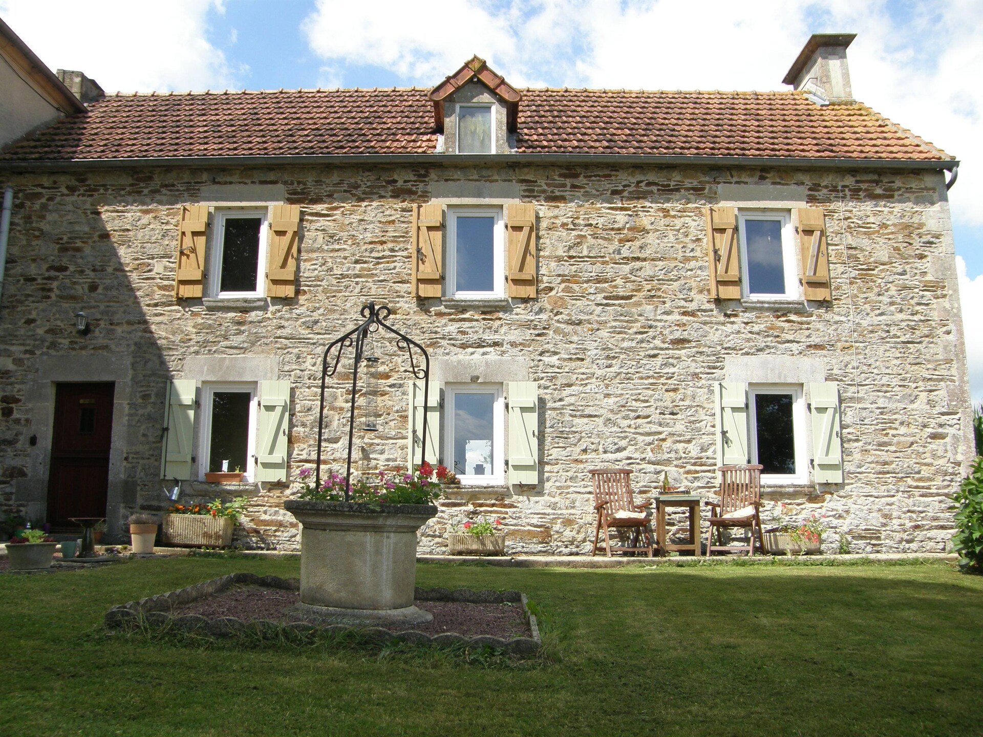 Charmant stenen vakantiehuis The Dairy in Sainte-Marguerite-d'Elle - foto 1