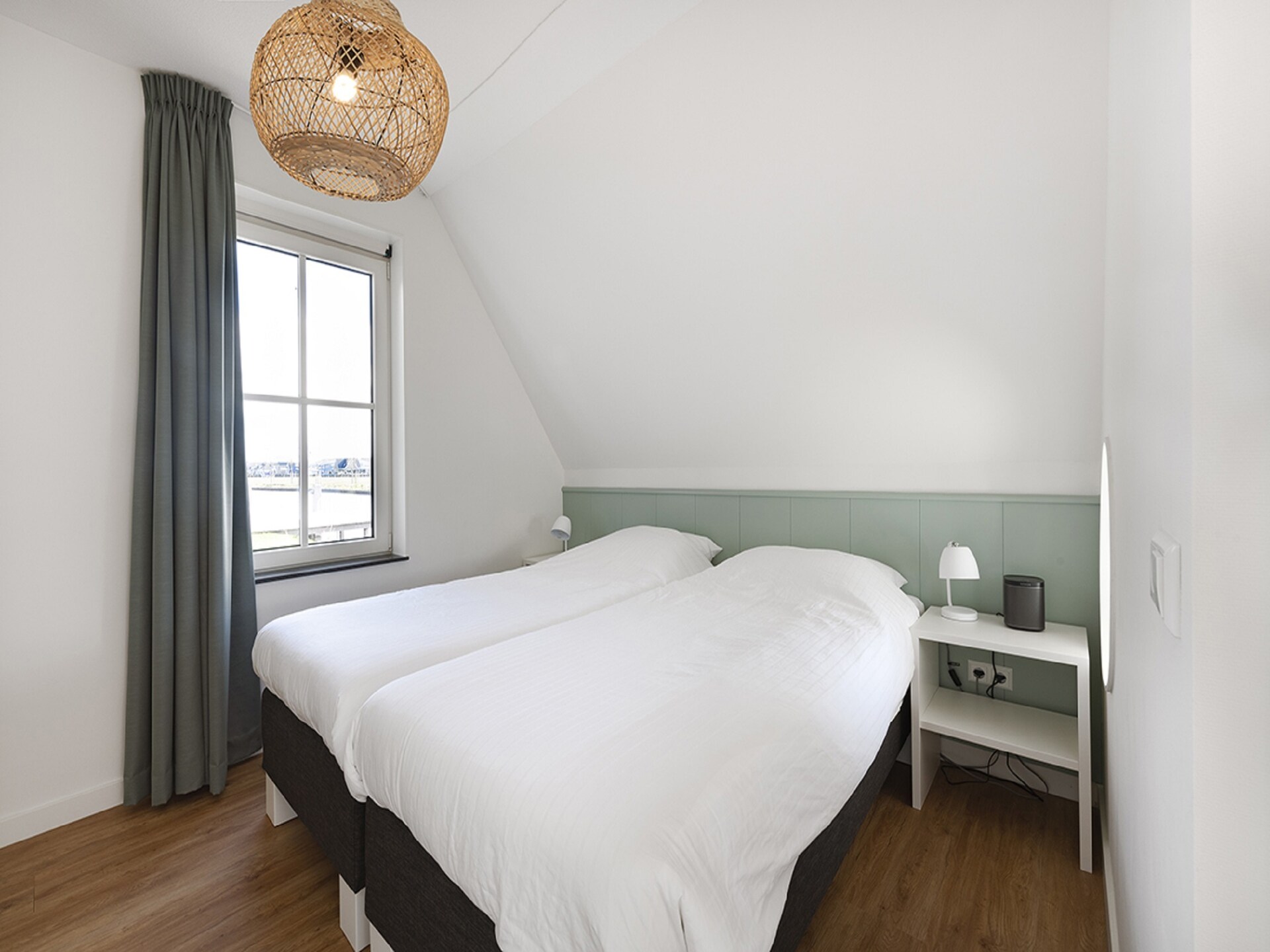 Luxe villa aan het Tjeukemeer met steiger en huisdierenvriendelijke omgeving - foto 5