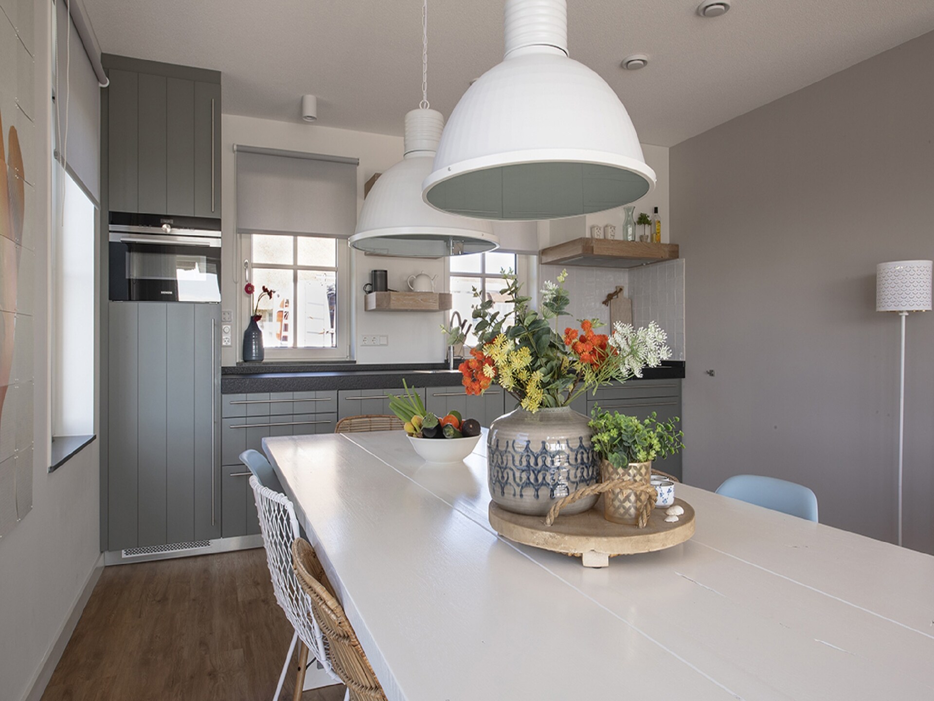 Luxe villa aan het Tjeukemeer met steiger en huisdierenvriendelijke omgeving - foto 10