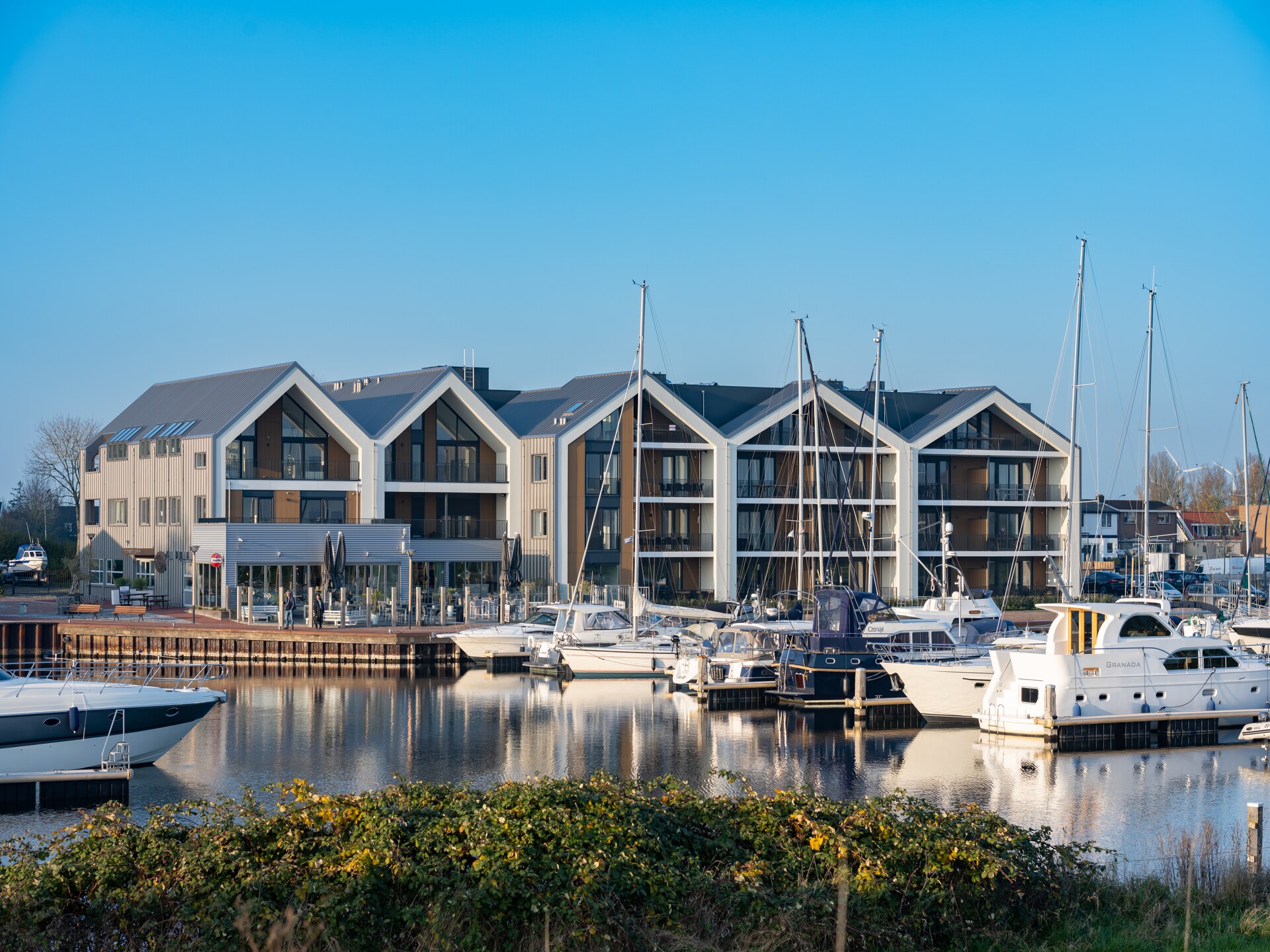 Luxe penthouse aan jachthaven Kamperland met uitzicht over polder - foto 16