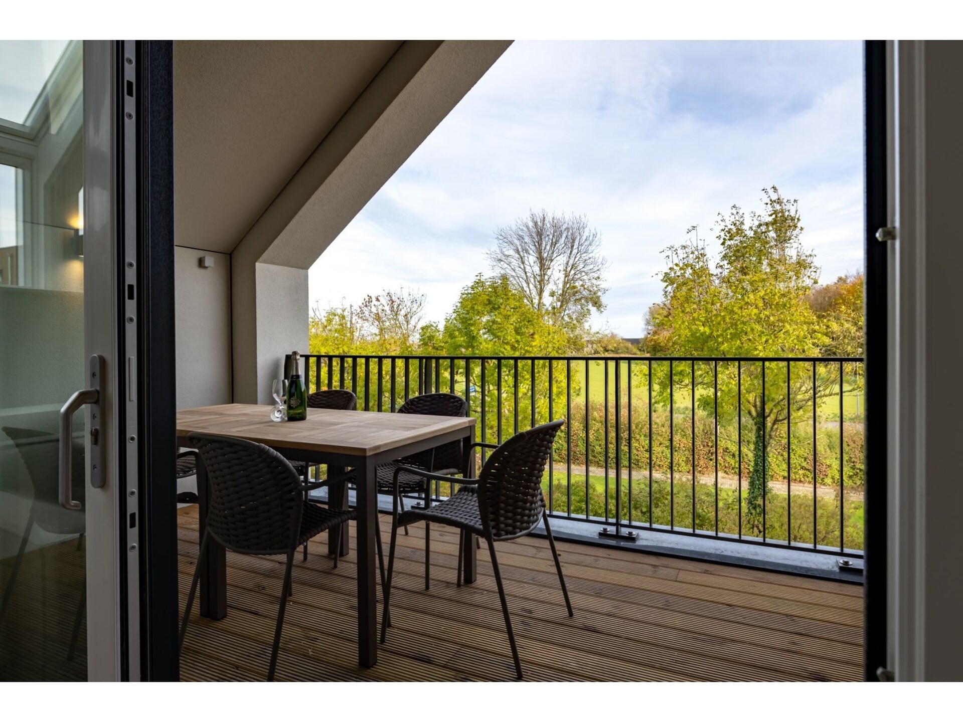 Luxe penthouse aan jachthaven Kamperland met uitzicht over polder - foto 26