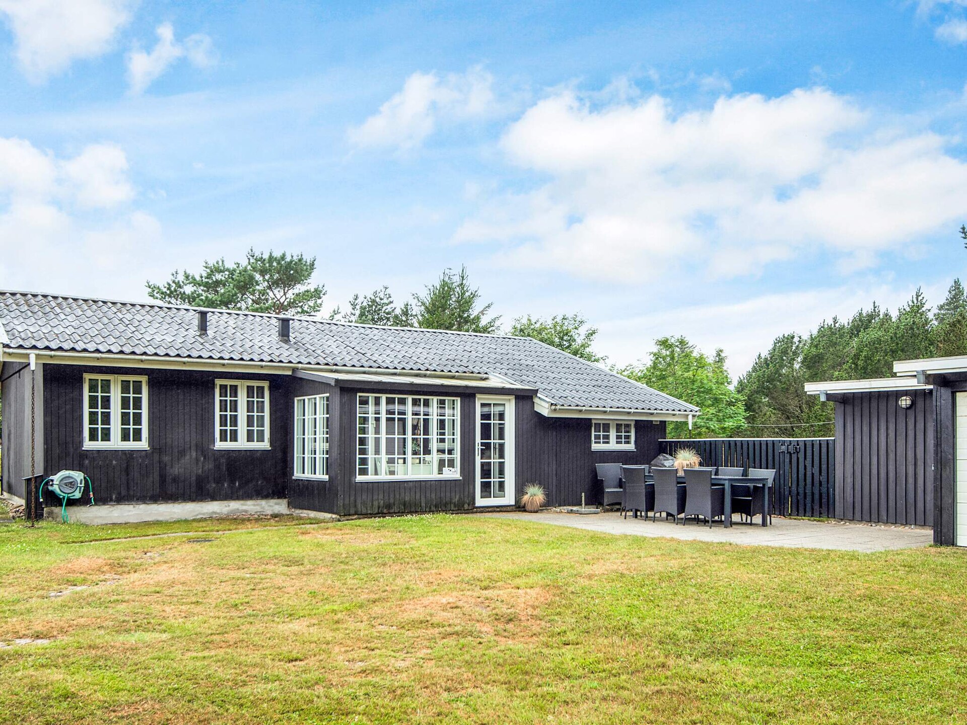 Vrijstaand vakantiehuis aan de golfbaan bij Blåvand, 2 km van strand - foto 1