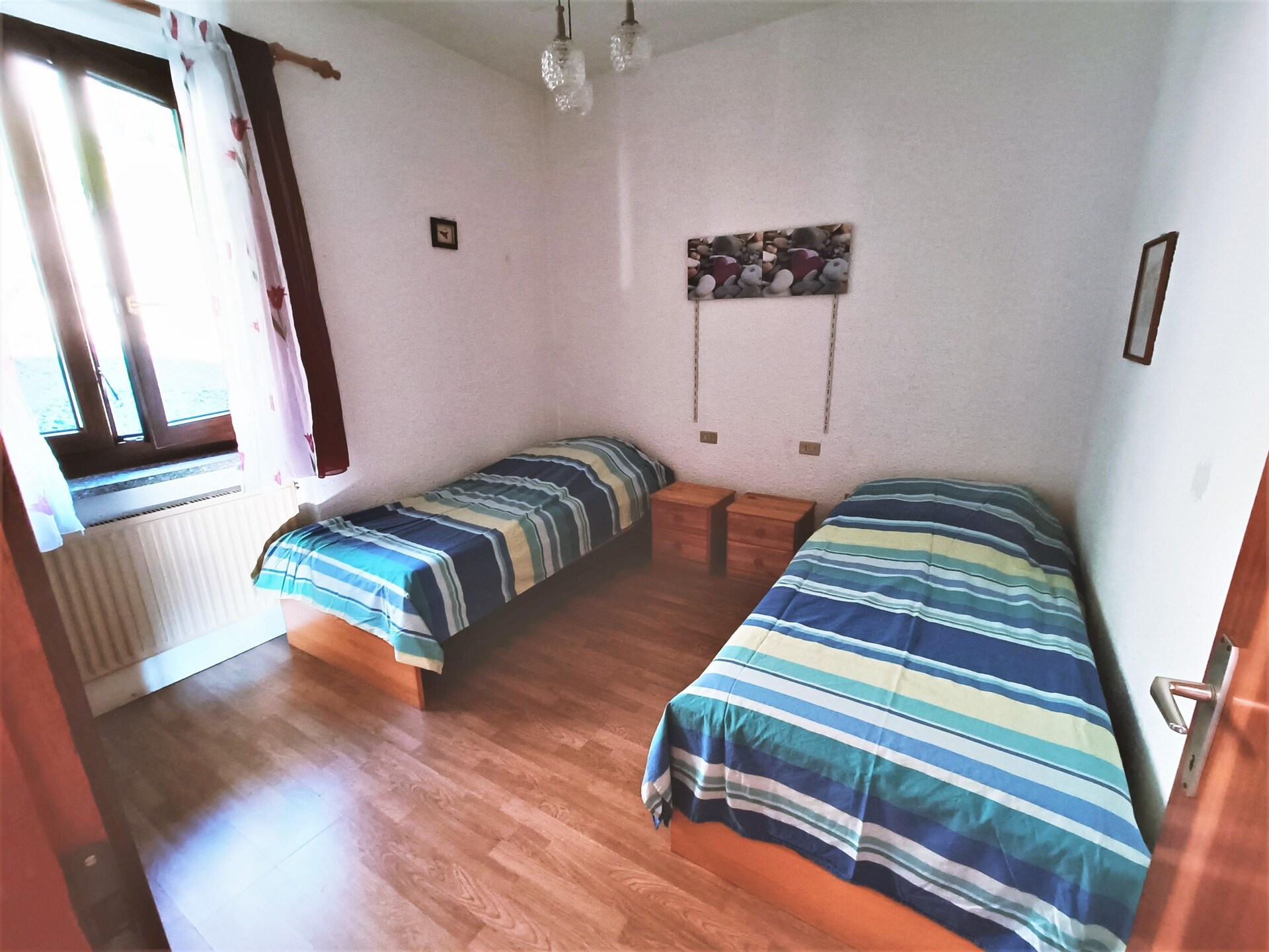 Vrijstaand vakantiehuis met uitzicht op zee en bergen nabij Luino - foto 9
