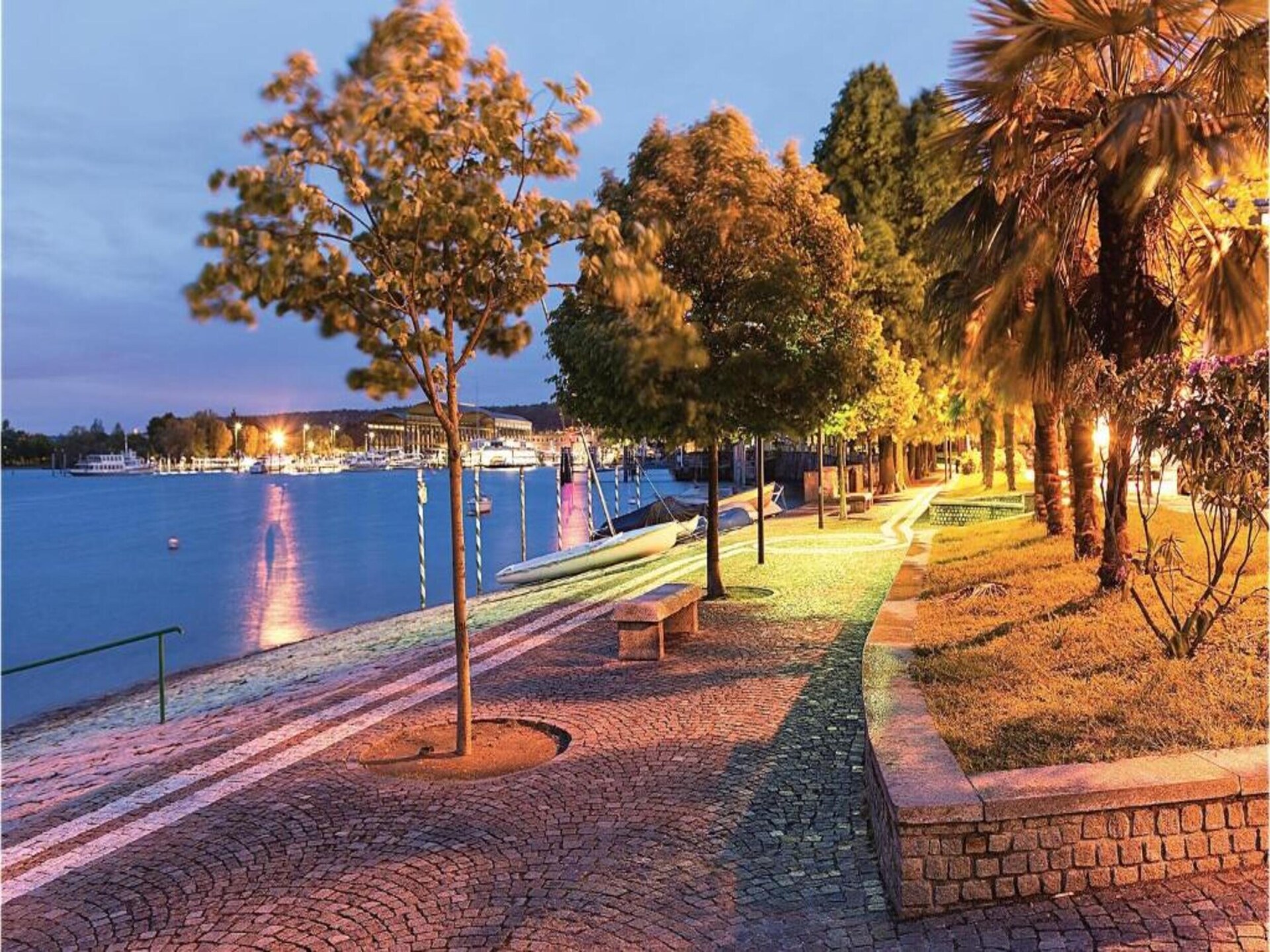 Vrijstaand vakantiehuis met uitzicht op zee en bergen nabij Luino - foto 22