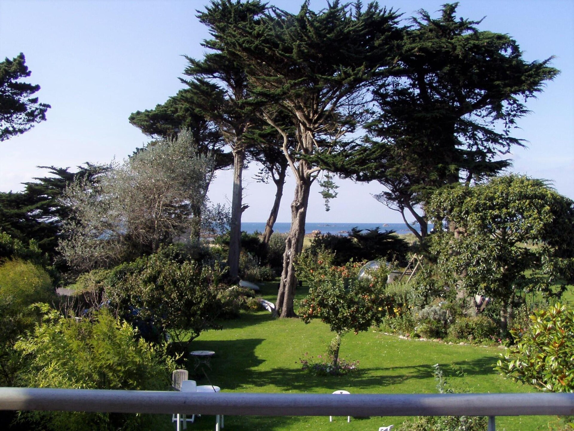 Appartement Port-Blanc met zeezicht en tuin nabij het strand - foto 15