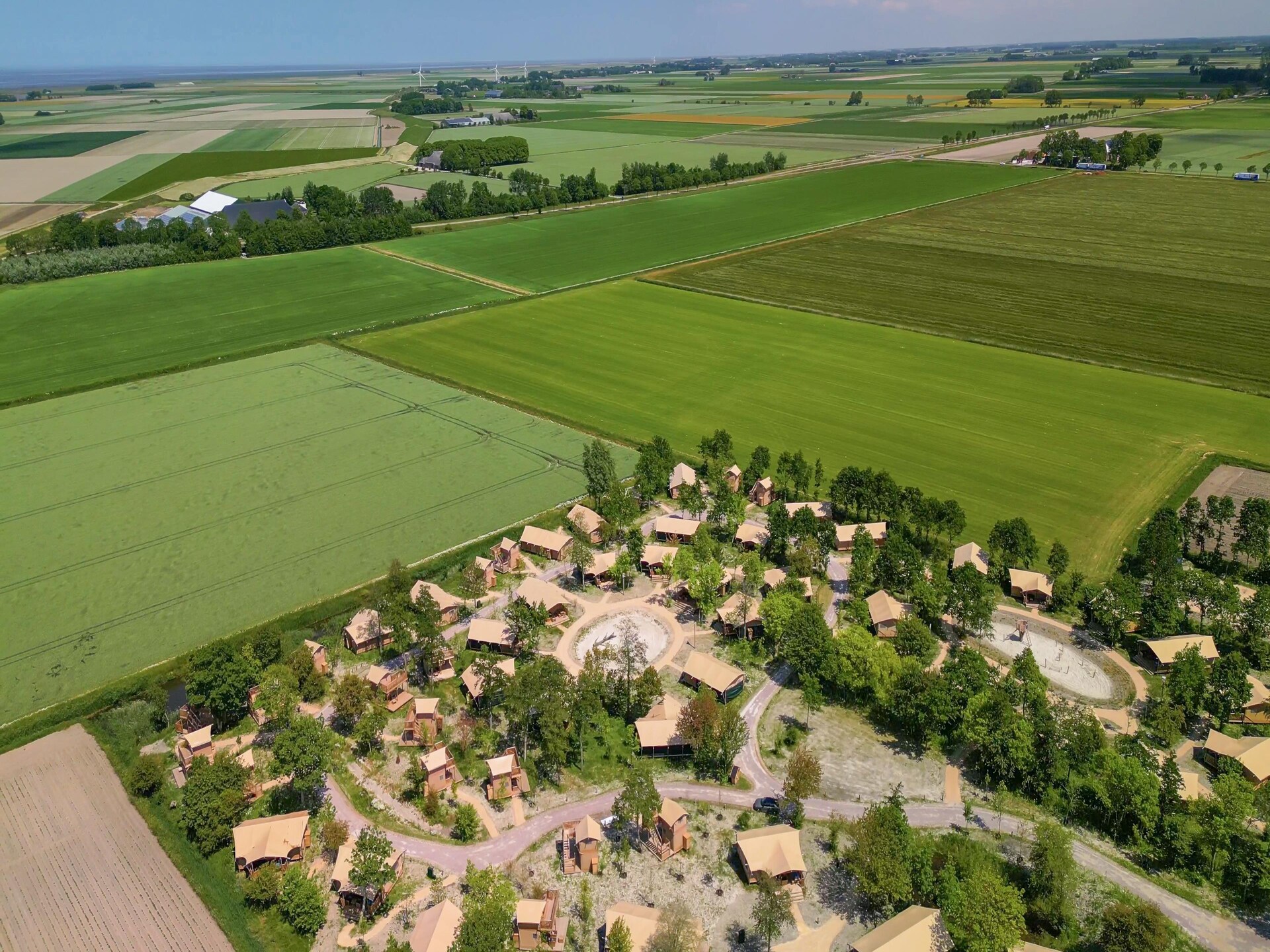 Safaritent met dakterras op autoluw glamping resort Lauwersmeer - foto 15