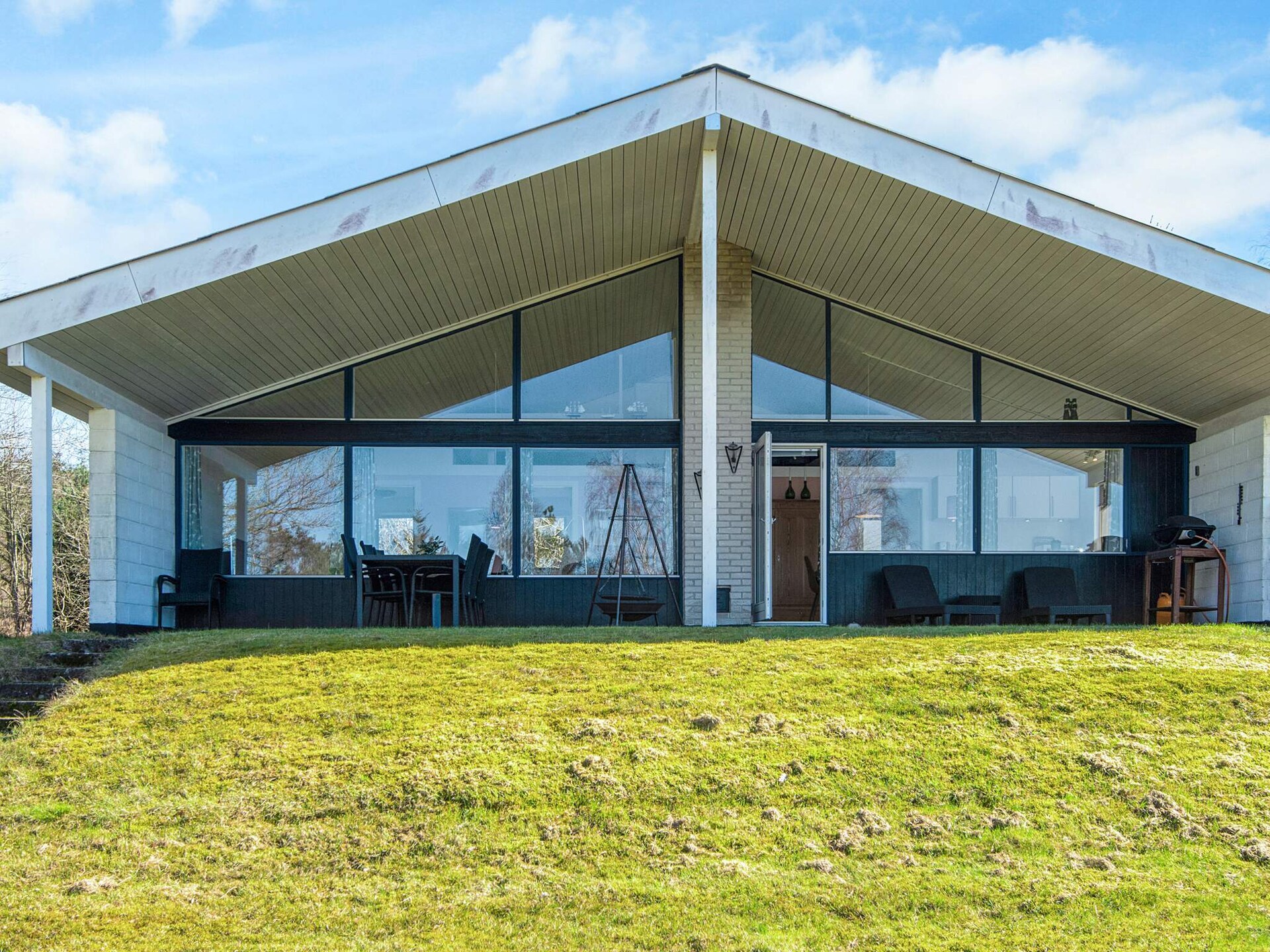 Licht vakantiehuis met panoramisch fjorduitzicht bij Skals - foto 1
