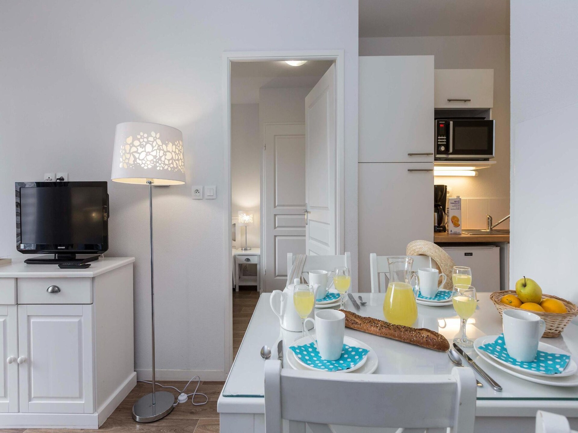 Op 400m van het meer: Gezellig appartement in Hourtin voor 6 personen - foto 6