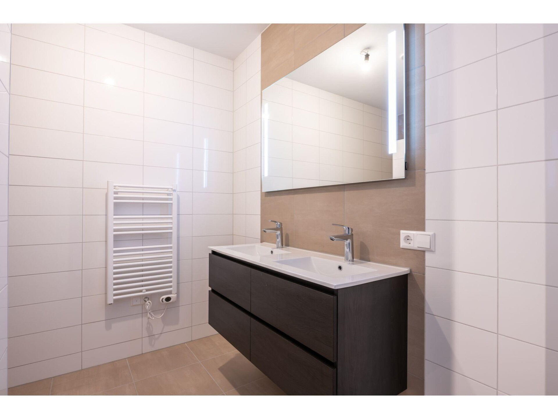 Harbour Loft 1J: luxe havenzicht appartement aan het Veerse Meer - foto 24