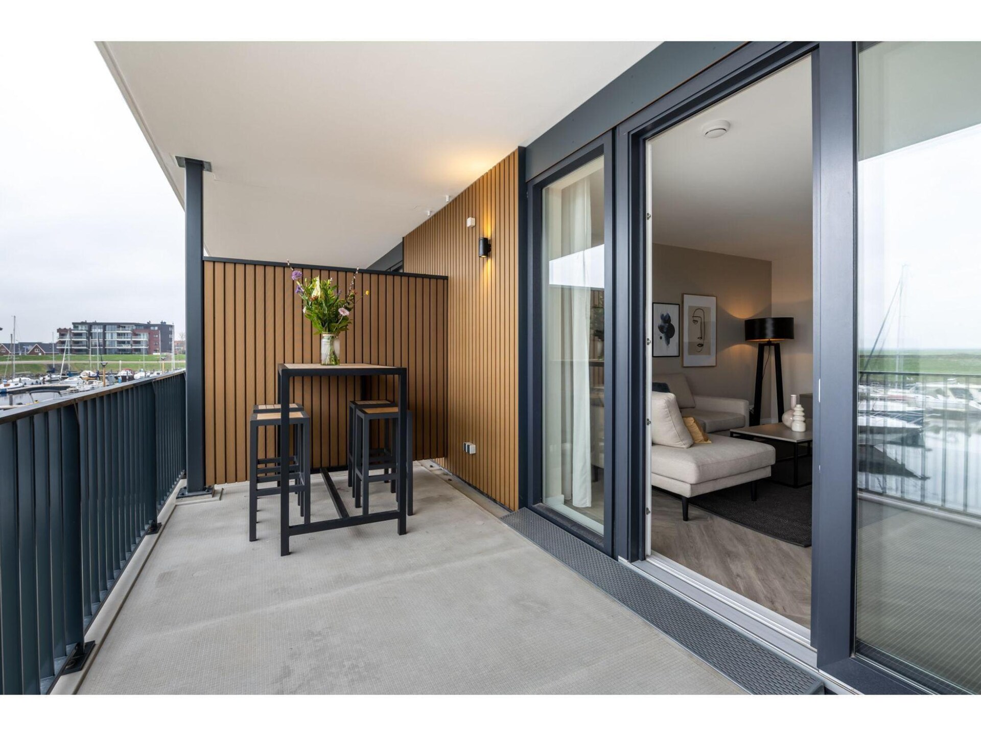 Harbour Loft 1J: luxe havenzicht appartement aan het Veerse Meer - foto 23