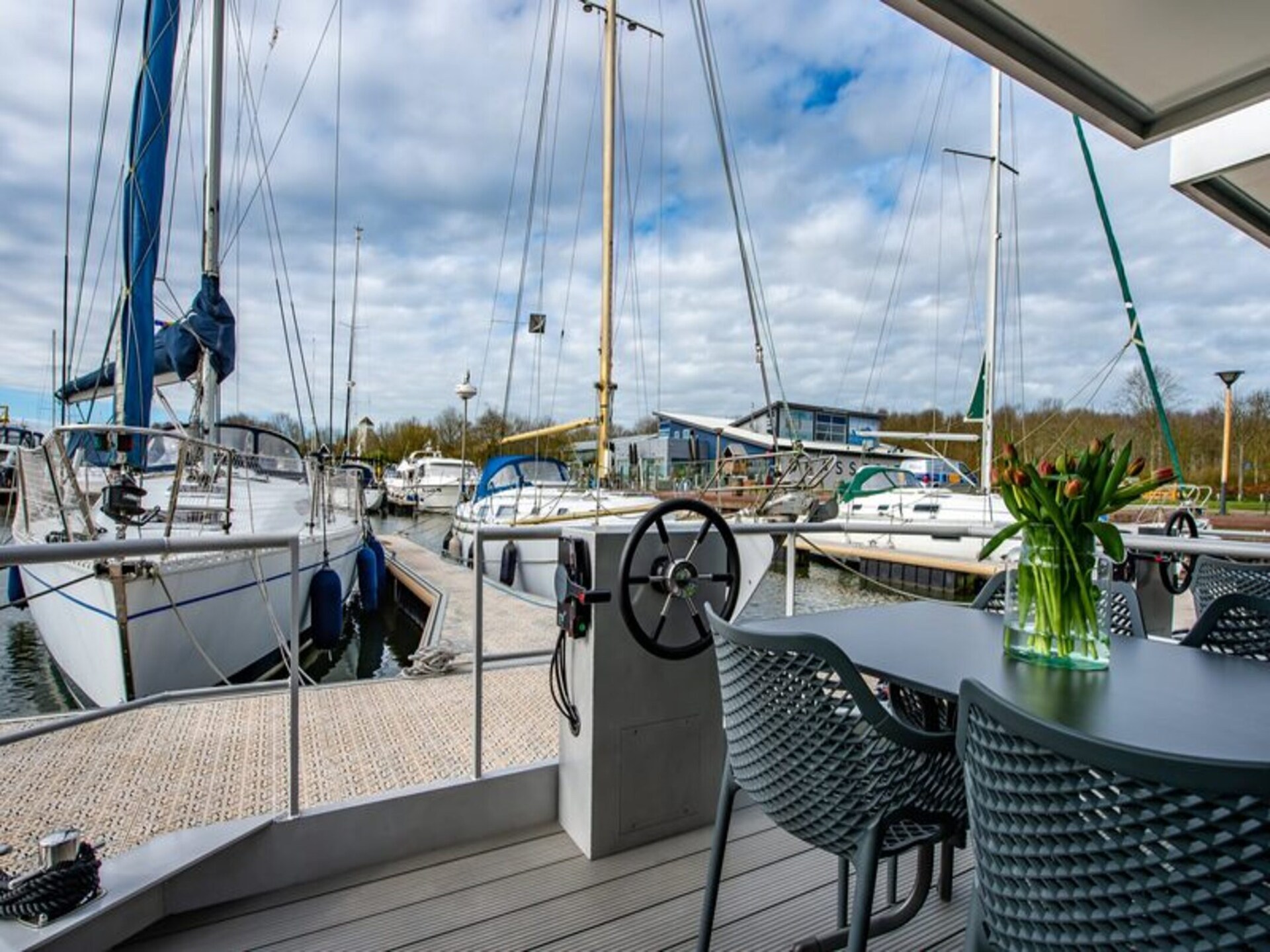 Harbour Loft 1J: luxe havenzicht appartement aan het Veerse Meer - foto 29