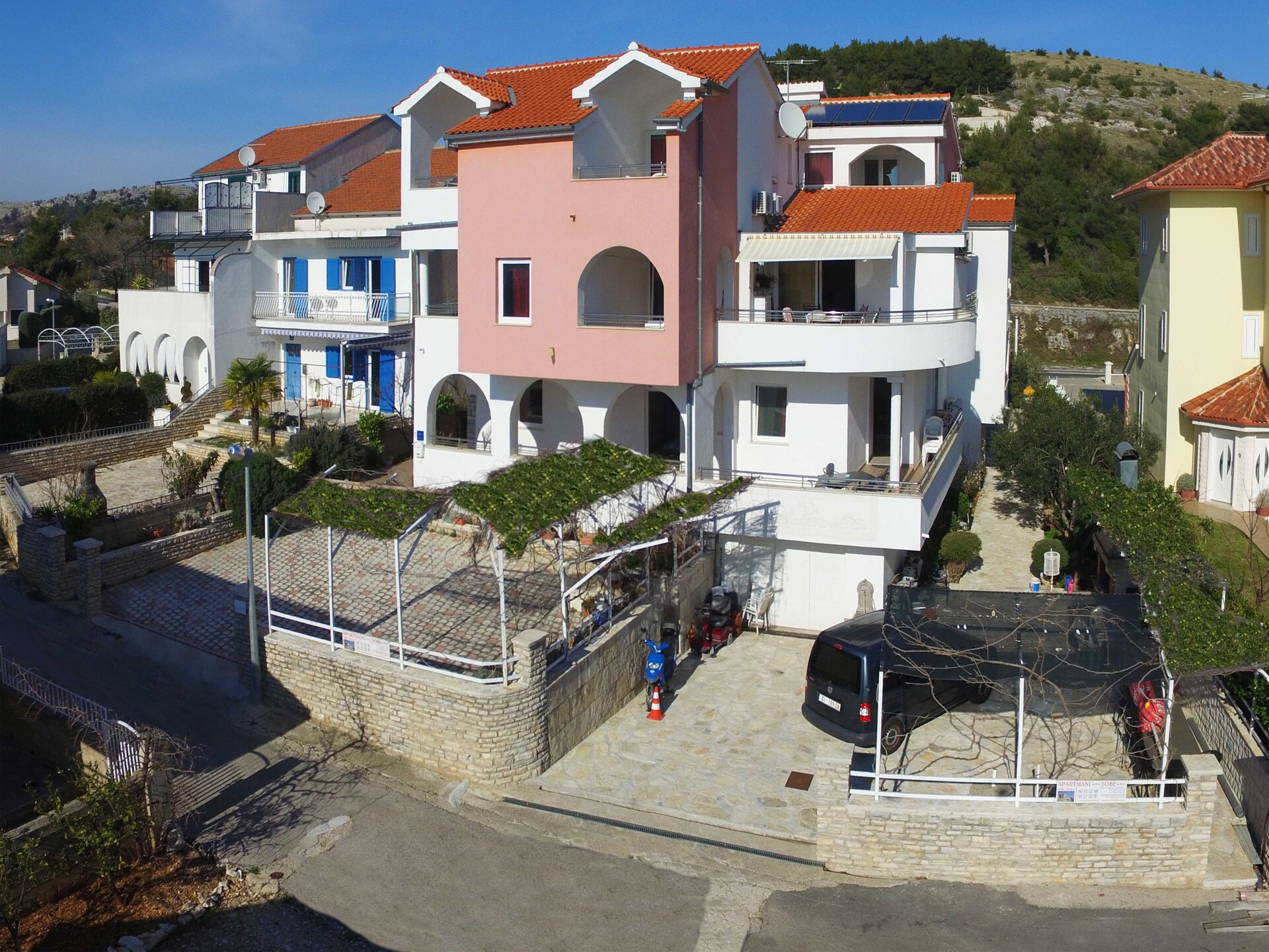 Appartement met terras op 100m van zee in Žaborić - foto 26