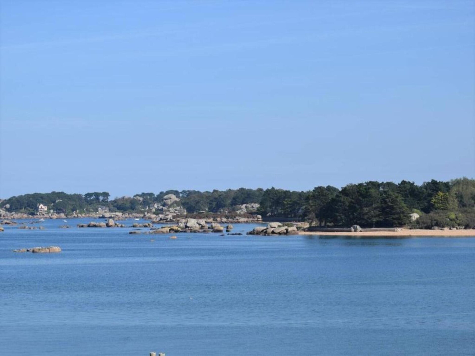 Aan het strand: Compact appartement voor 2 personen in Trégastel - foto 25